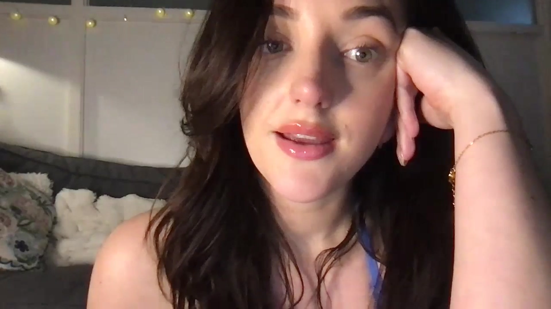 Gallery image thumbnail from Laceyjames24's myfreecams stream on, 03/13/2026, 17:10 image 9 of 20