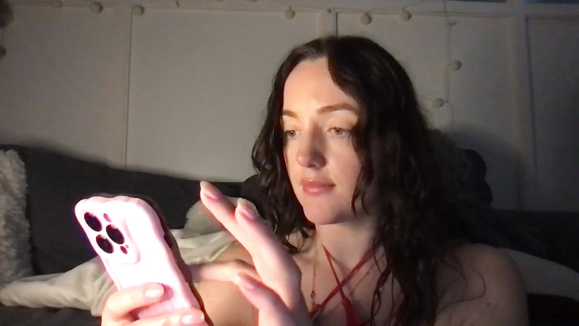 Gallery image thumbnail from Laceyjames24's myfreecams stream on, 03/19/2026, 14:47 image 19 of 20