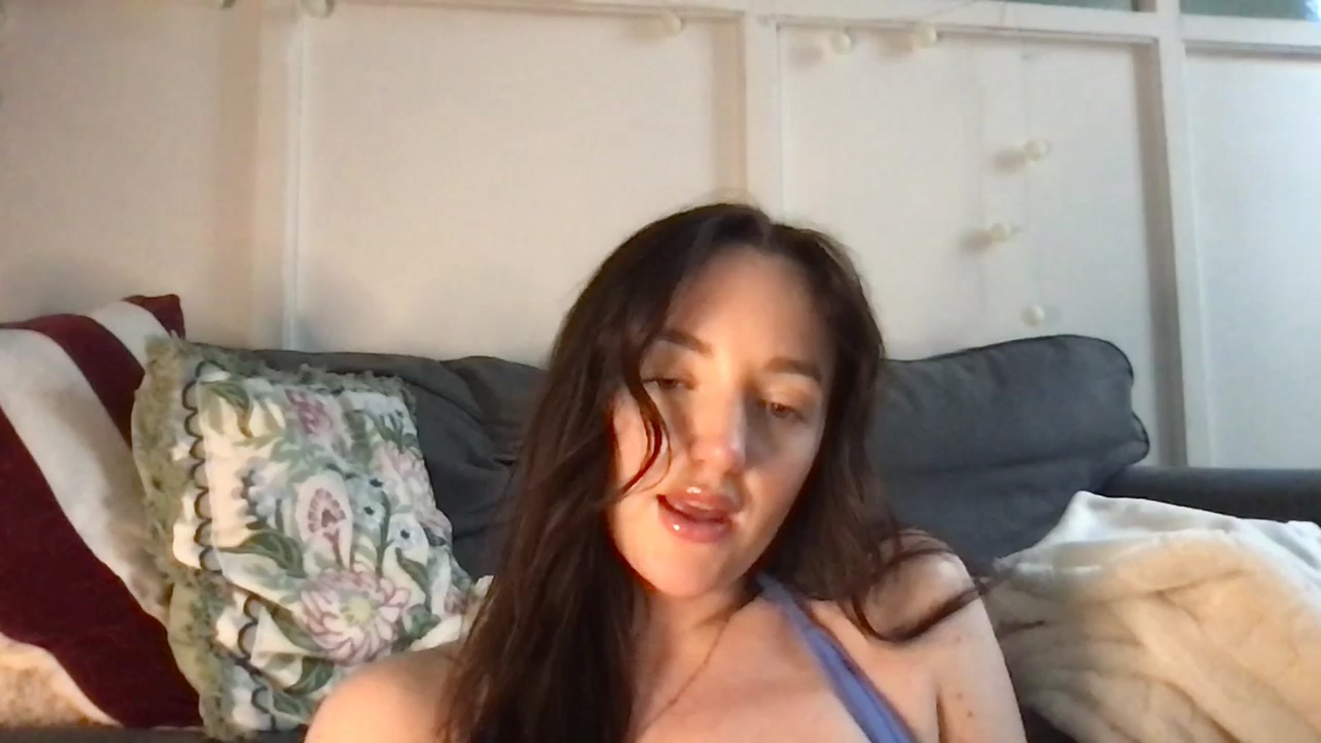 Gallery image thumbnail from Laceyjames24's myfreecams stream on, 04/17/2026, 12:17 image 15 of 20
