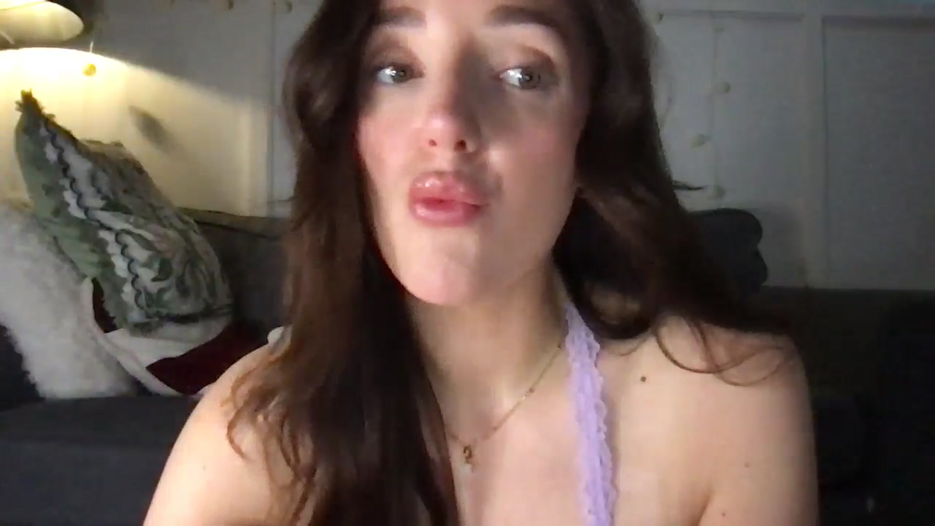 Gallery image thumbnail from Laceyjames24's myfreecams stream on, 05/06/2026, 08:33 image 16 of 20