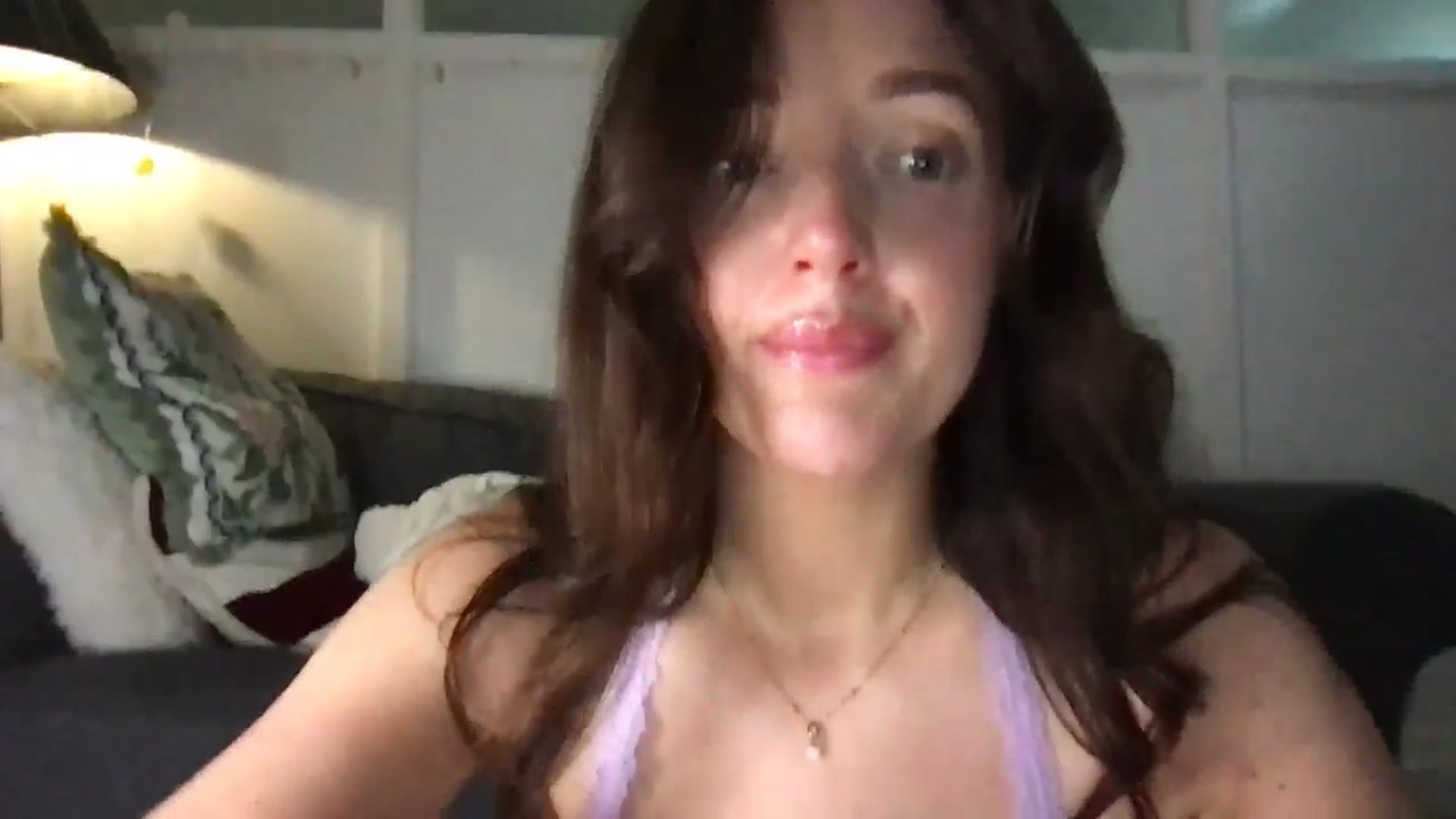 Gallery image thumbnail from Laceyjames24's myfreecams stream on, 05/06/2026, 11:55 image 6 of 20
