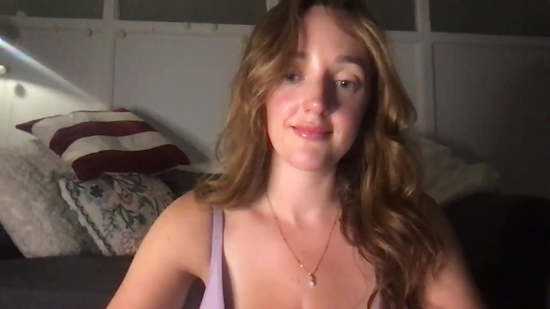Gallery image thumbnail from Laceyjames24's myfreecams stream on, 08/11/2026, 20:16 image 12 of 20