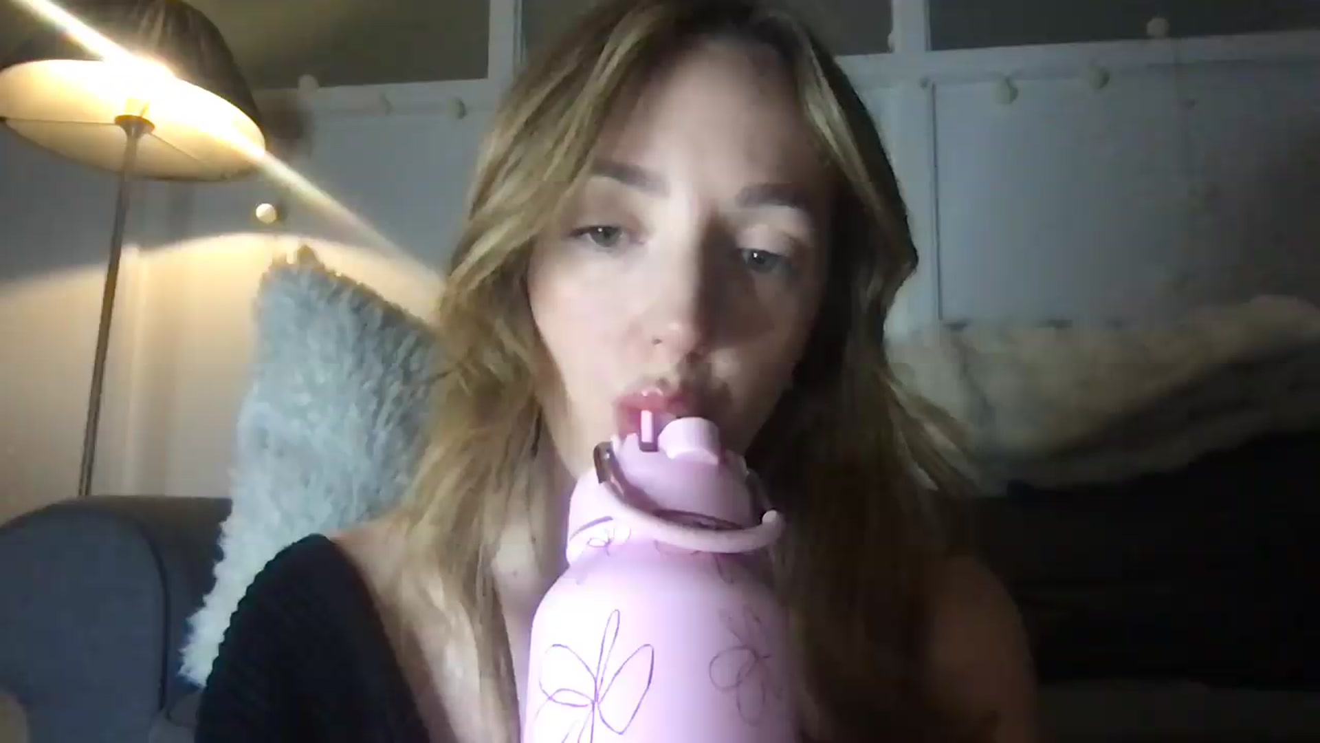 Gallery image thumbnail from Laceyjames24's myfreecams stream on, 08/23/2026, 17:01 image 18 of 20