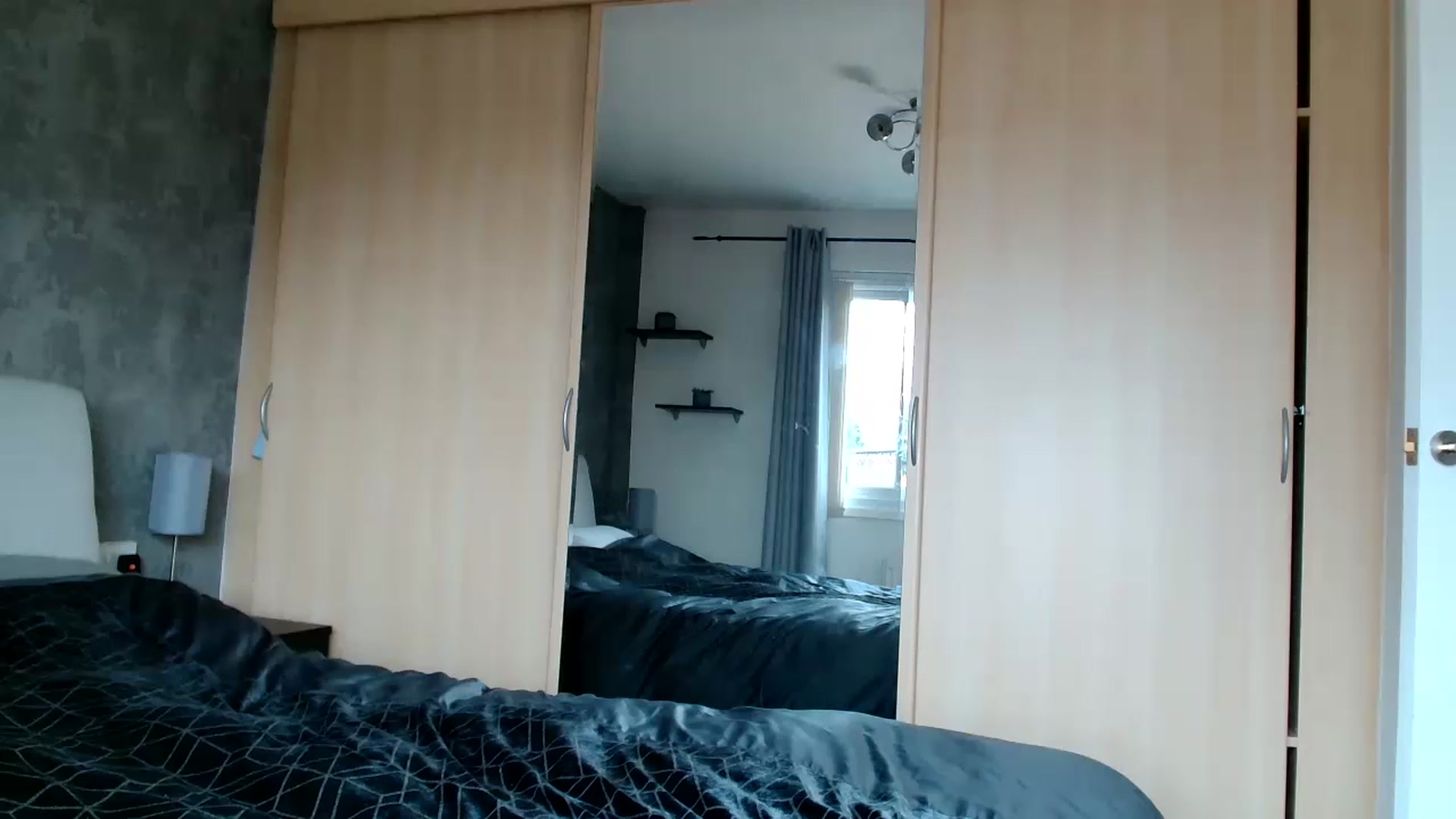 Gallery image thumbnail from LaceysRoom's myfreecams stream on, 06/28/2023, 09:59 image 3 of 20