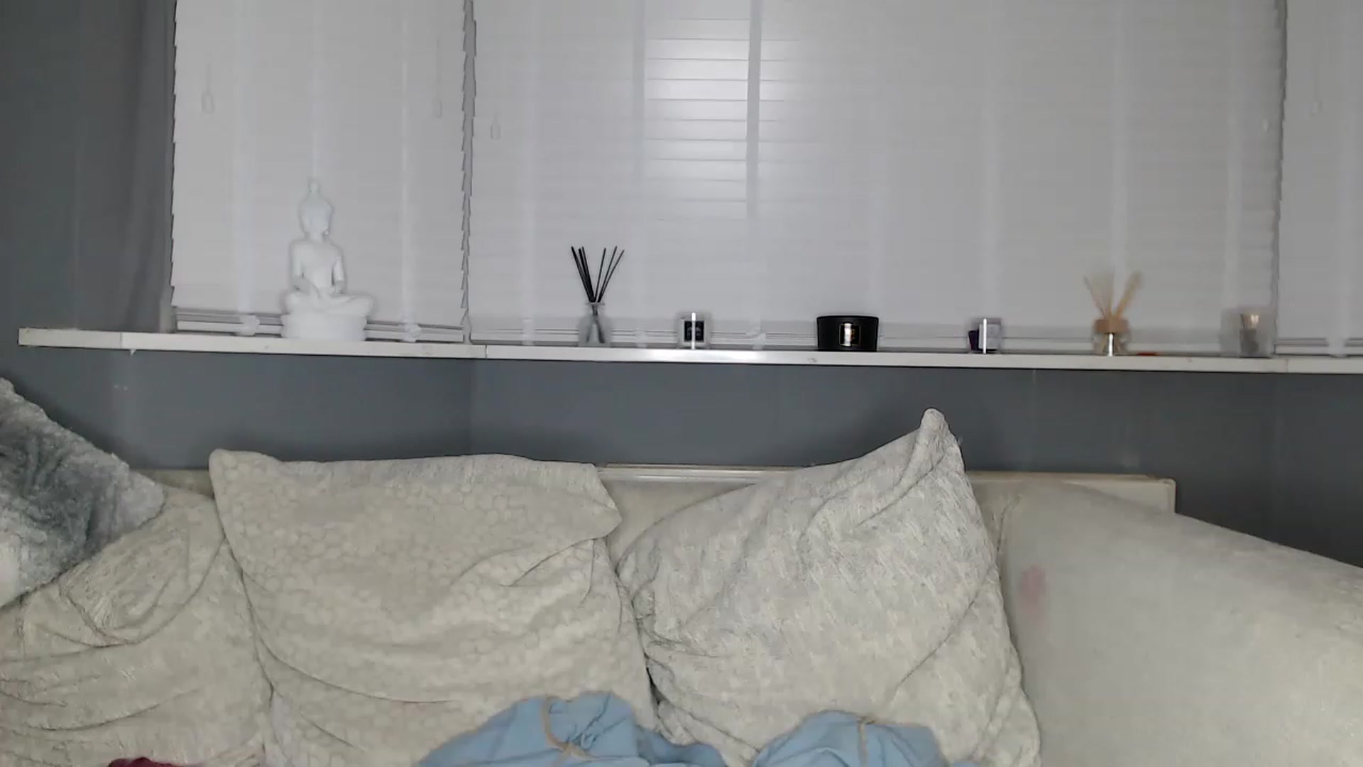 Gallery image thumbnail from LaceysRoom's myfreecams stream on, 07/15/2023, 21:45 image 8 of 20