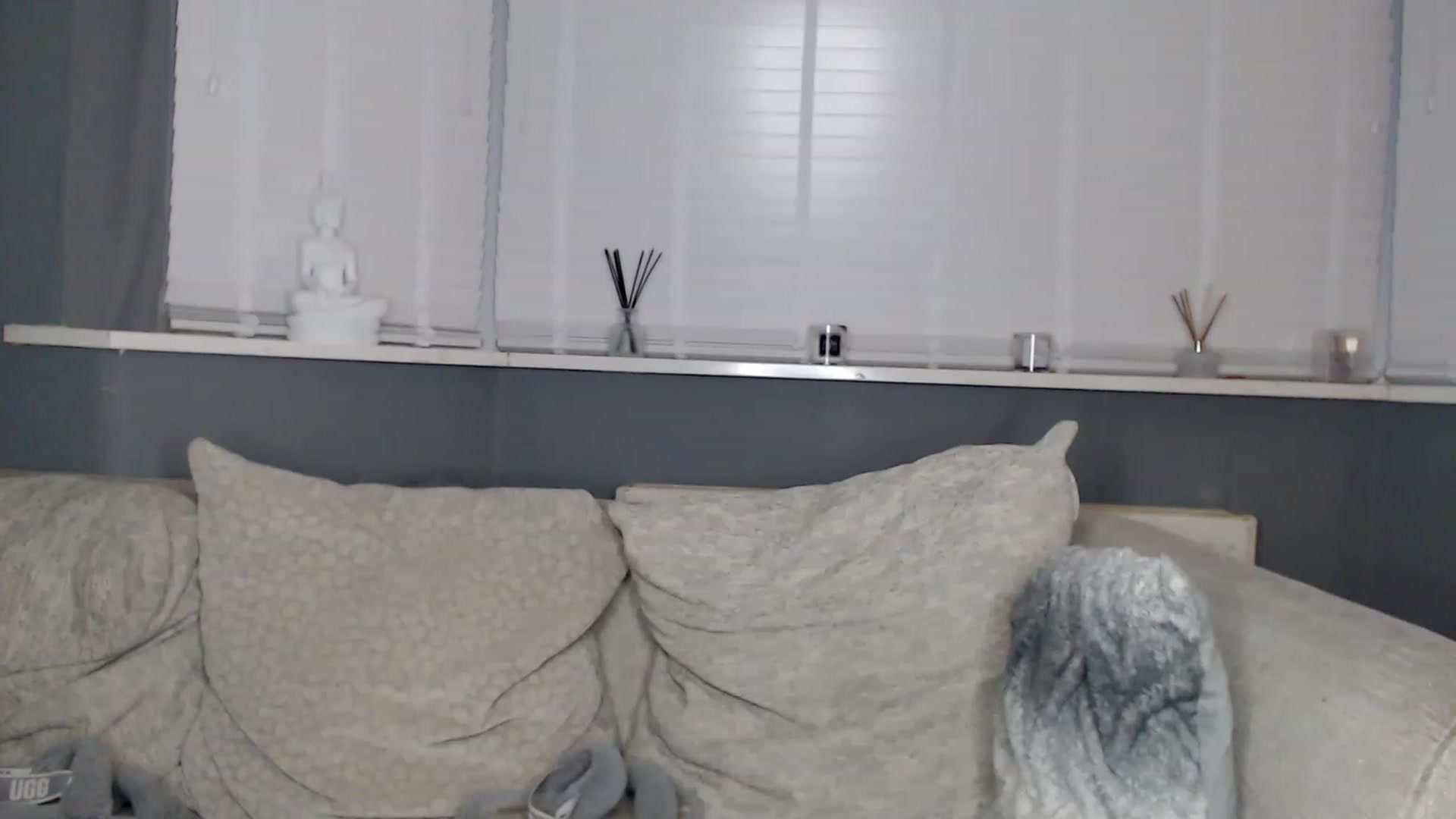 Gallery image thumbnail from LaceysRoom's myfreecams stream on, 08/10/2023, 20:10 image 18 of 20