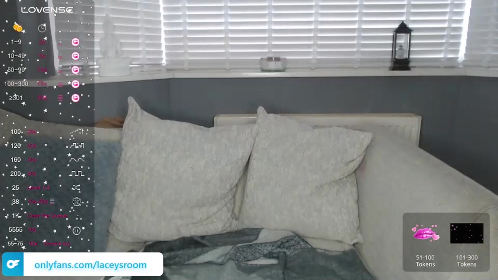 Gallery image thumbnail from LaceysRoom's myfreecams stream on, 12/31/2023, 12:30 image 9 of 20