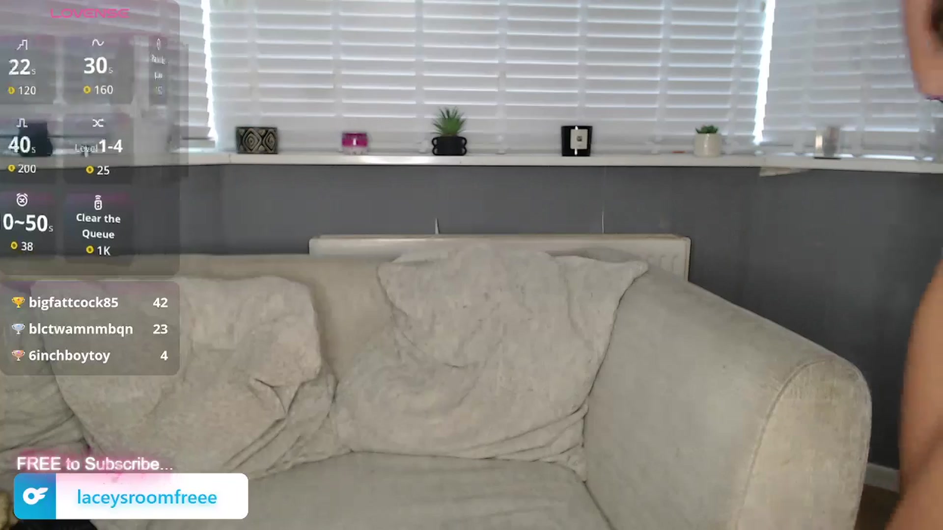 Gallery image thumbnail from LaceysRoom's myfreecams stream on, 08/22/2025, 10:56 image 5 of 20