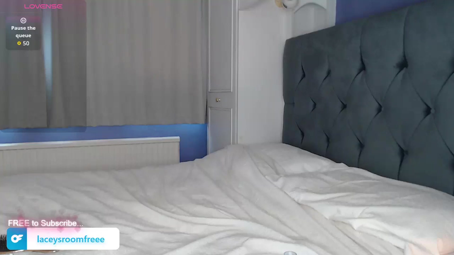 Gallery image thumbnail from LaceysRoom's myfreecams stream on, 09/14/2025, 13:20 image 12 of 20