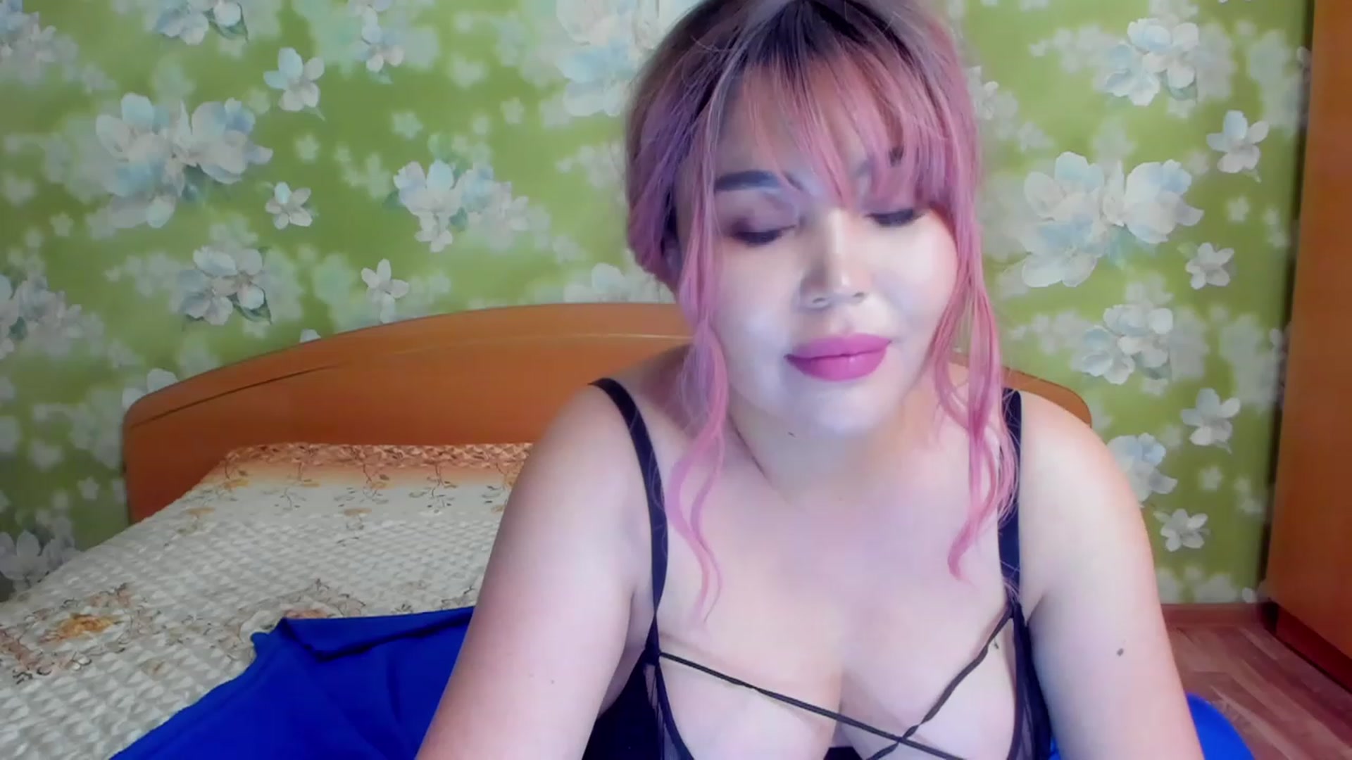 Gallery image thumbnail from LacyKim's myfreecams stream on, 07/20/2023, 14:50 image 16 of 20