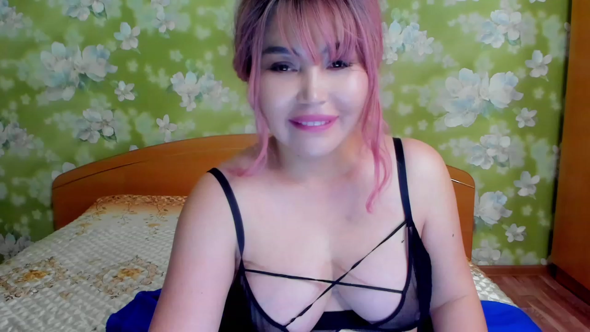 Gallery image thumbnail from LacyKim's myfreecams stream on, 07/20/2023, 14:50 image 17 of 20
