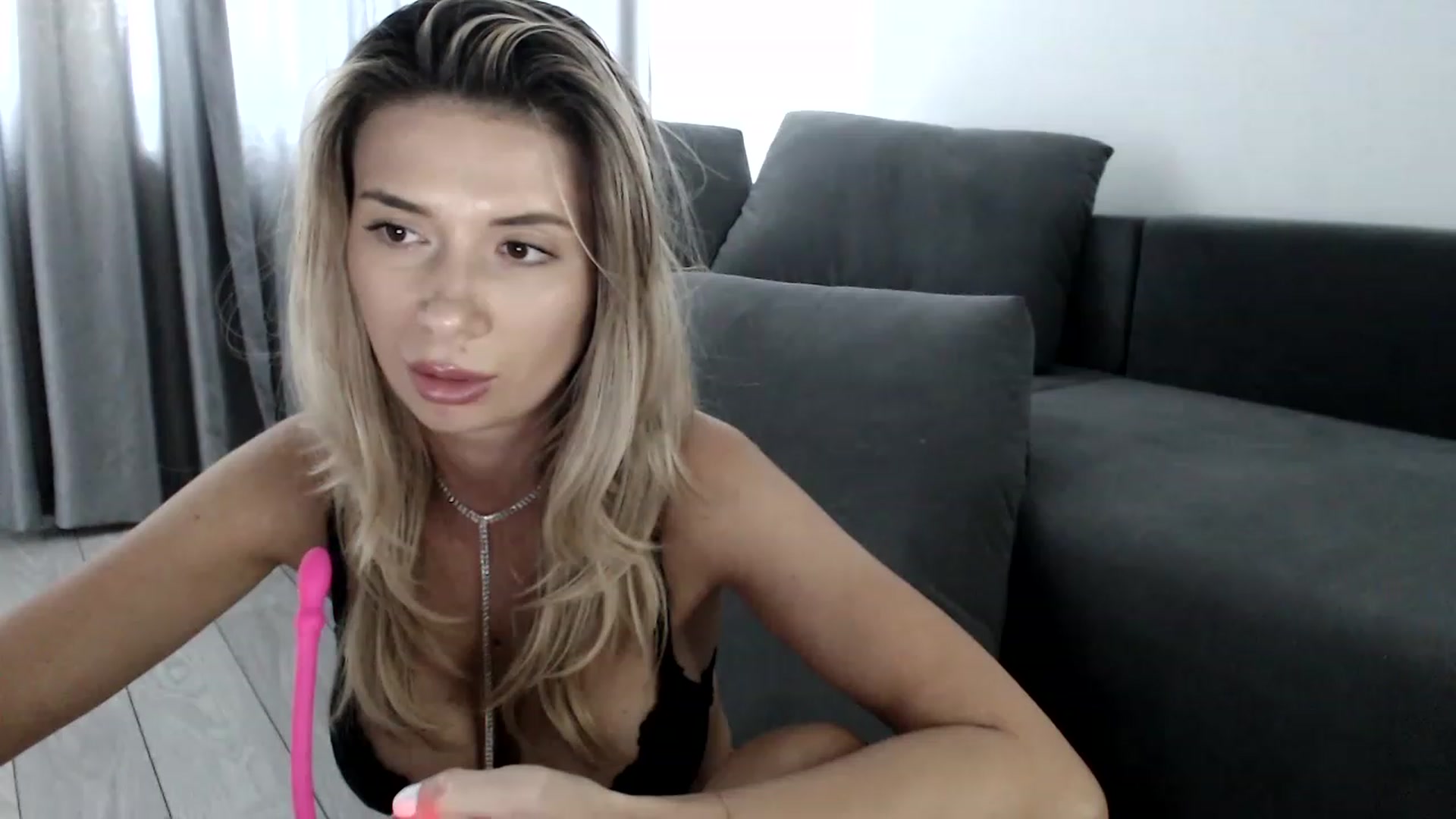 Gallery image thumbnail from LaddyAnn's myfreecams stream on, 12/12/2022, 12:54 image 4 of 20
