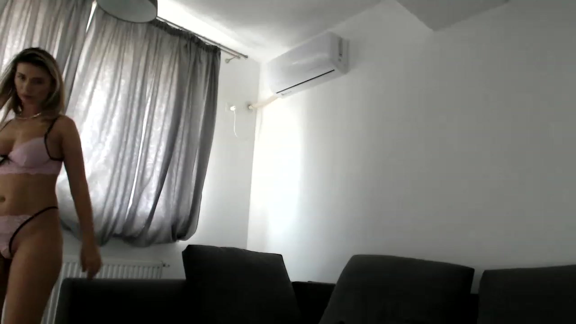 Gallery image thumbnail from LaddyAnn's myfreecams stream on, 12/28/2022, 08:48 image 8 of 20