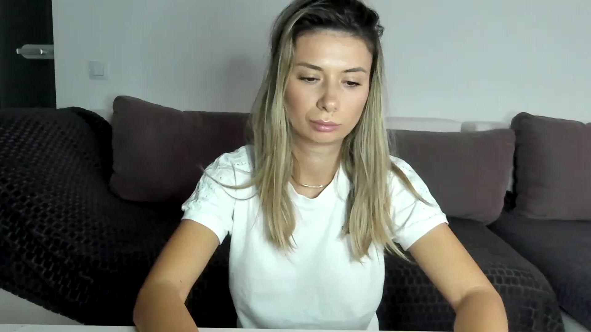 Gallery image thumbnail from LaddyAnn's myfreecams stream on, 03/05/2024, 07:39 image 2 of 20