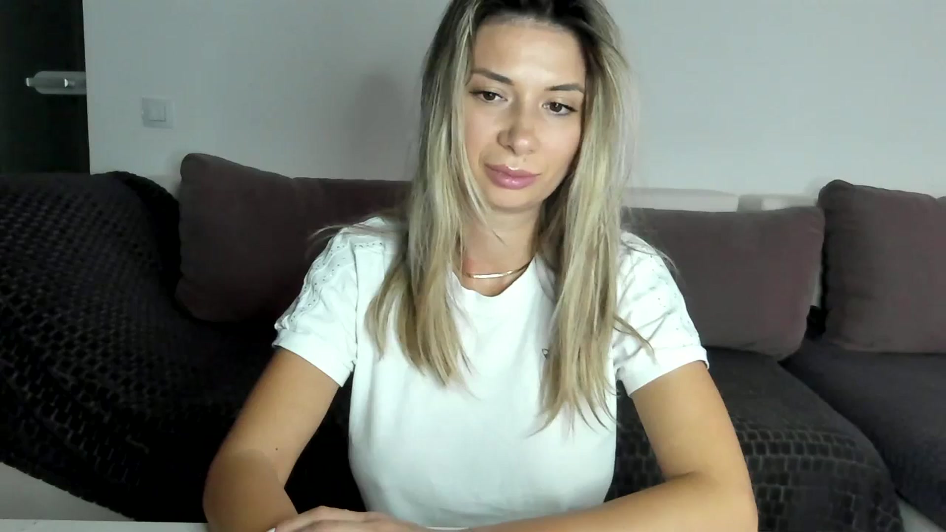 Gallery image thumbnail from LaddyAnn's myfreecams stream on, 03/05/2024, 07:39 image 8 of 20