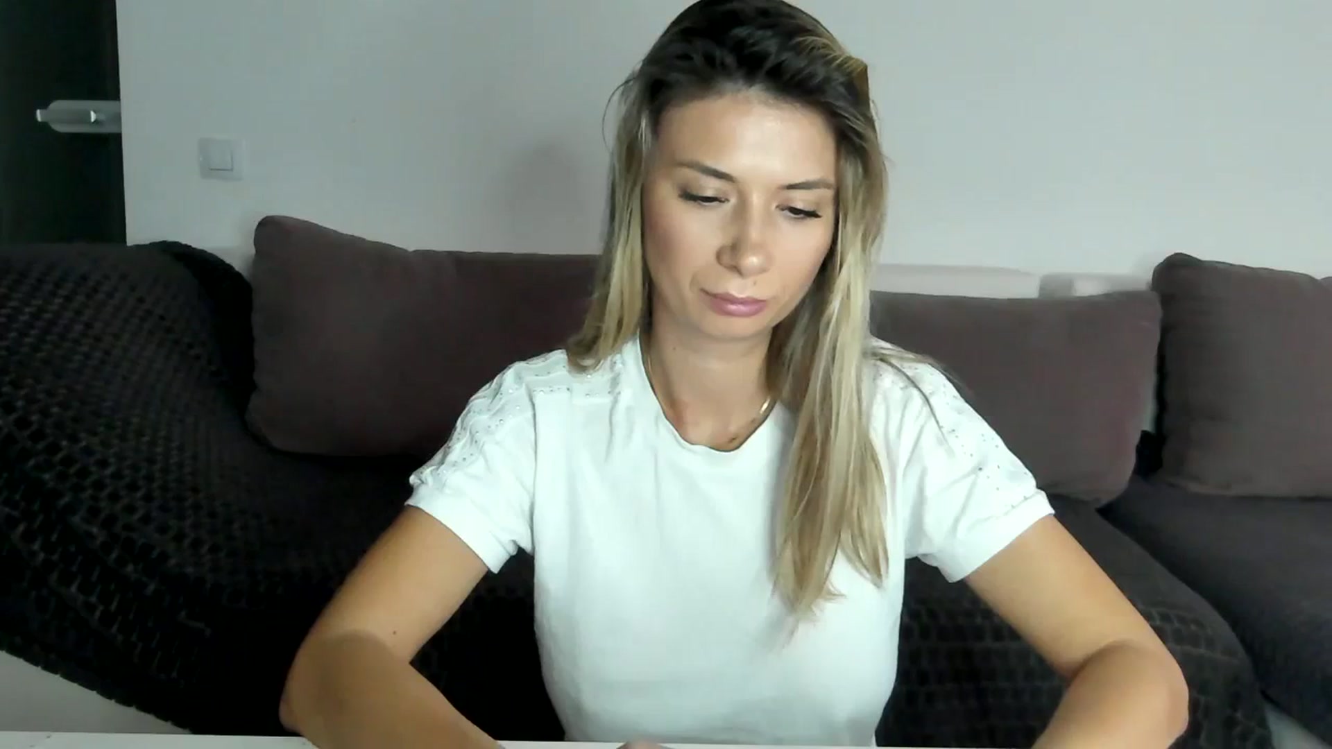 Gallery image thumbnail from LaddyAnn's myfreecams stream on, 03/05/2024, 07:39 image 15 of 20