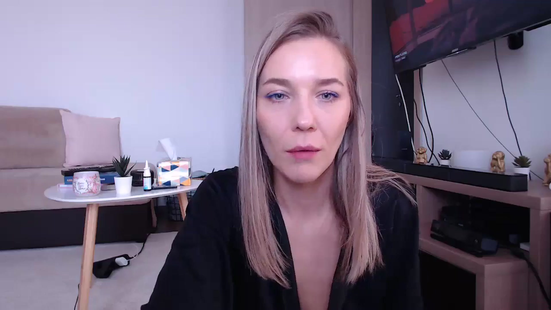 Gallery image thumbnail from LadyAH's myfreecams stream on, 10/13/2023, 09:50 image 14 of 20