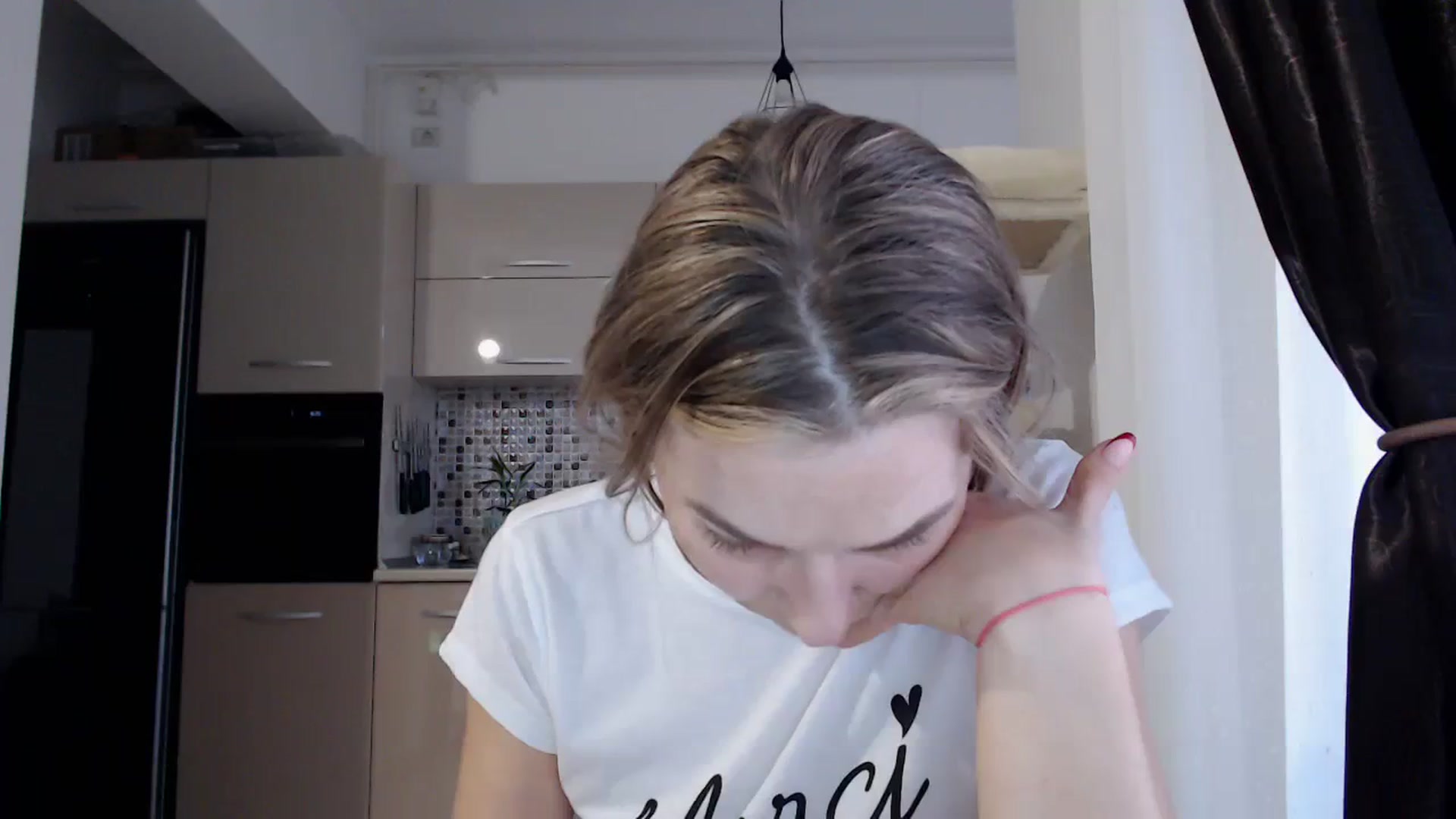 Gallery image thumbnail from LadyAH's myfreecams stream on, 11/18/2023, 13:30 image 19 of 20