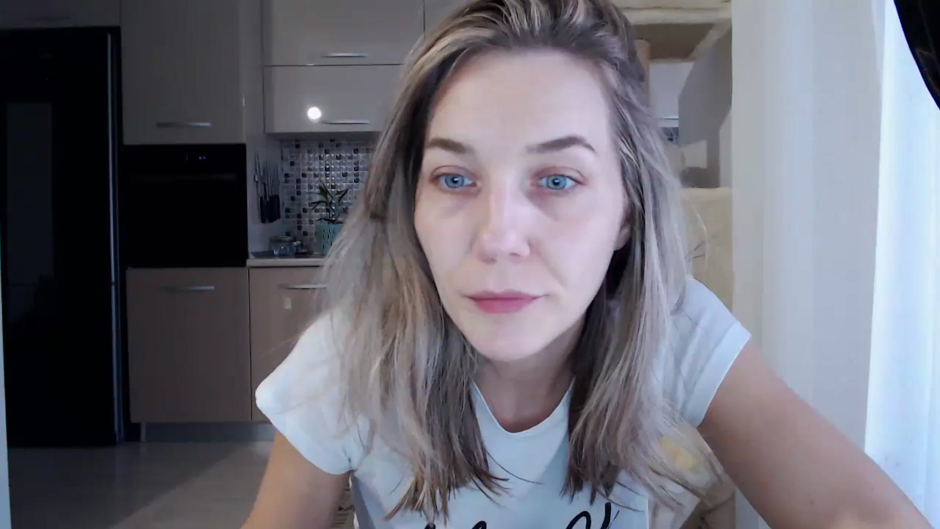 Gallery image thumbnail from LadyAH's myfreecams stream on, 11/18/2023, 13:30 image 7 of 20