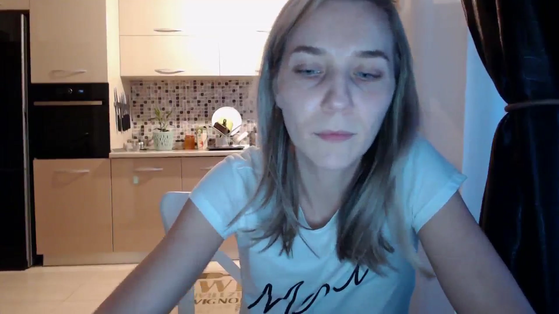 Gallery image thumbnail from LadyAH's myfreecams stream on, 11/18/2023, 15:46 image 4 of 20