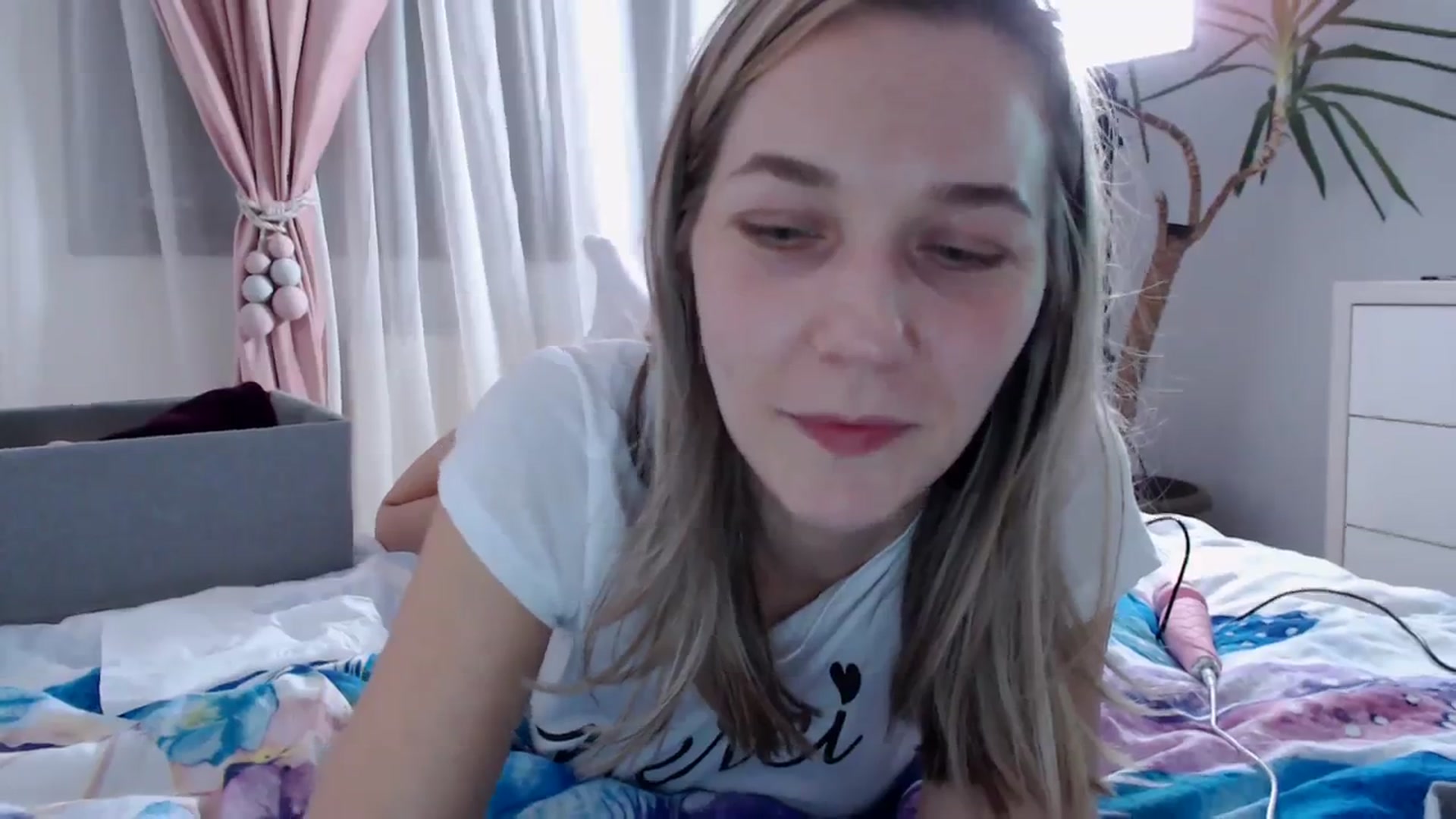 Gallery image thumbnail from LadyAH's myfreecams stream on, 11/18/2023, 16:31 image 20 of 20