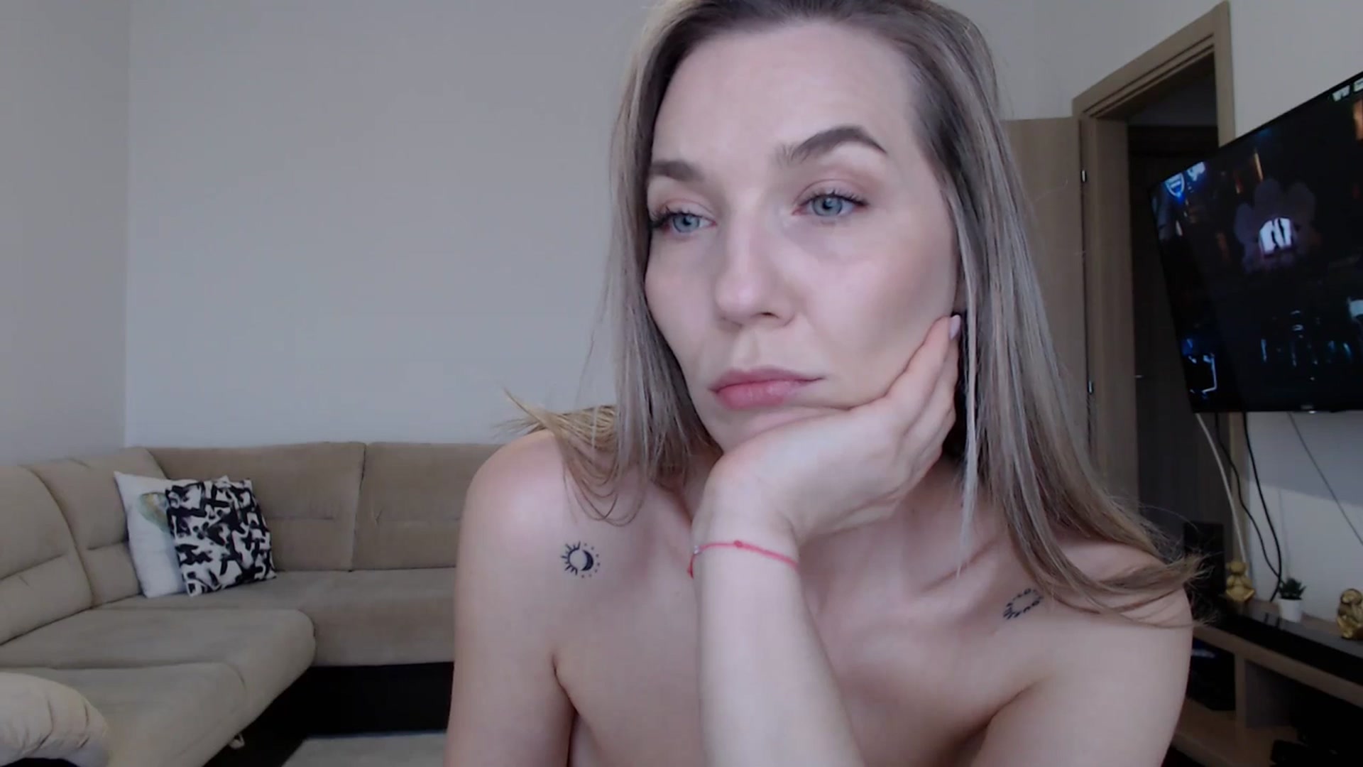 Gallery image thumbnail from LadyAH's myfreecams stream on, 01/06/2024, 13:48 image 20 of 20