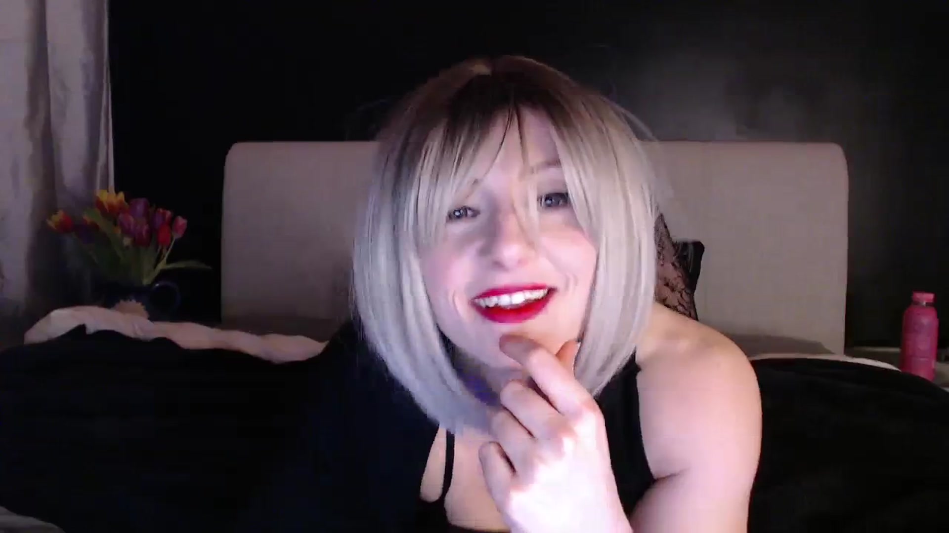 Gallery image thumbnail from LadyCandour's myfreecams stream on, 03/02/2024, 22:34 image 10 of 20