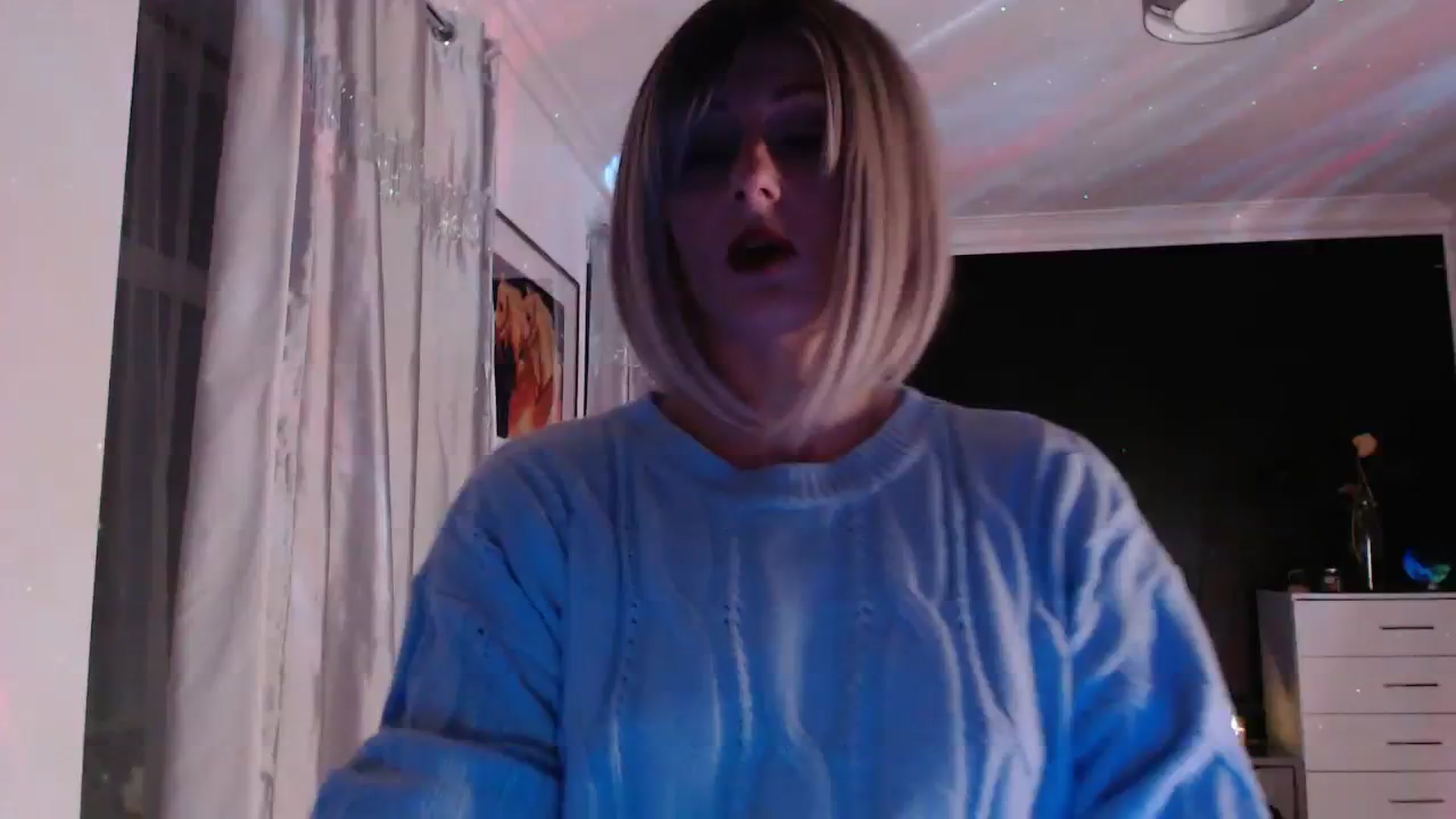 Gallery image thumbnail from LadyCandour's myfreecams stream on, 03/13/2024, 19:54 image 19 of 20