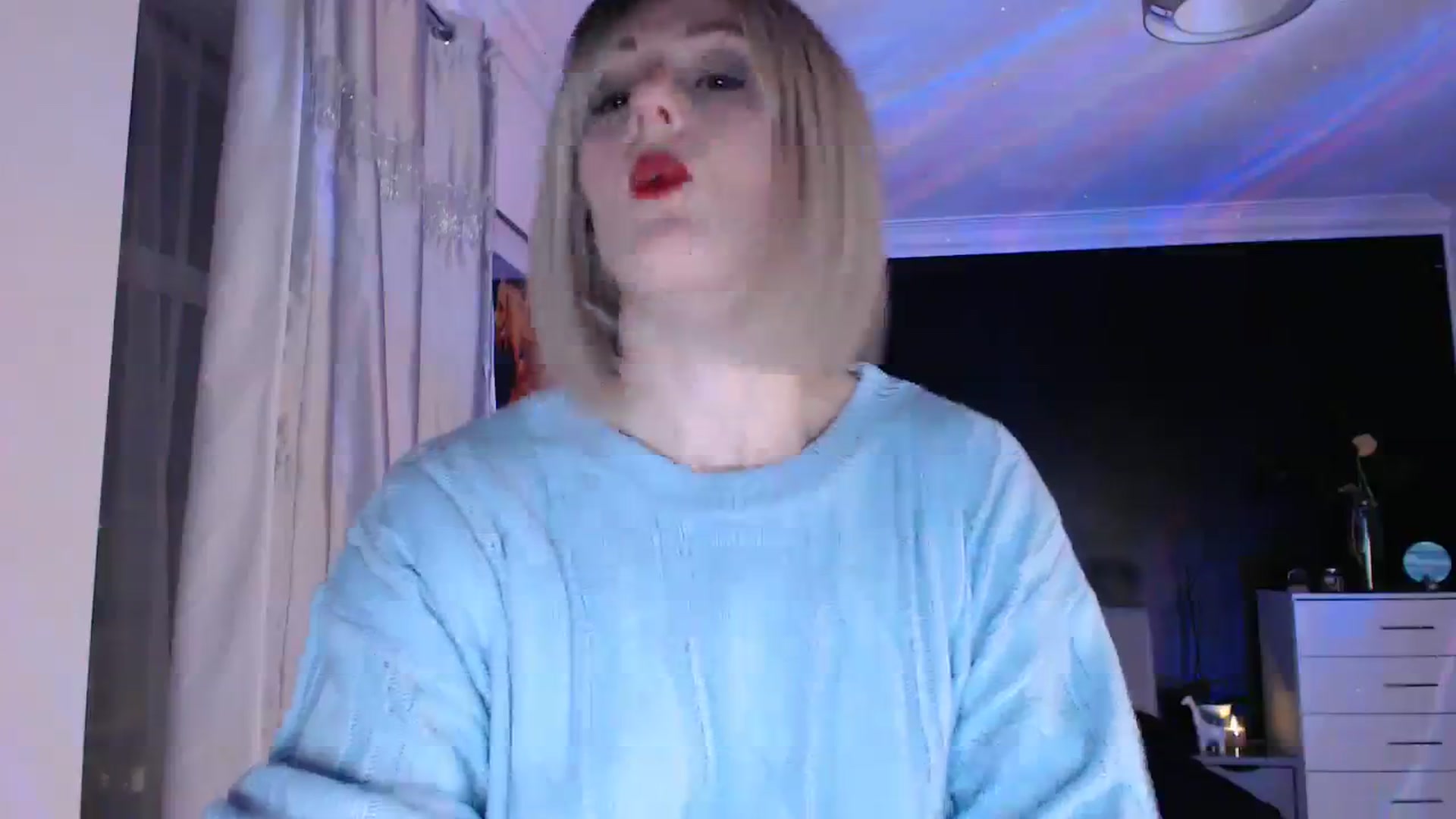 Gallery image thumbnail from LadyCandour's myfreecams stream on, 03/13/2024, 19:54 image 15 of 20