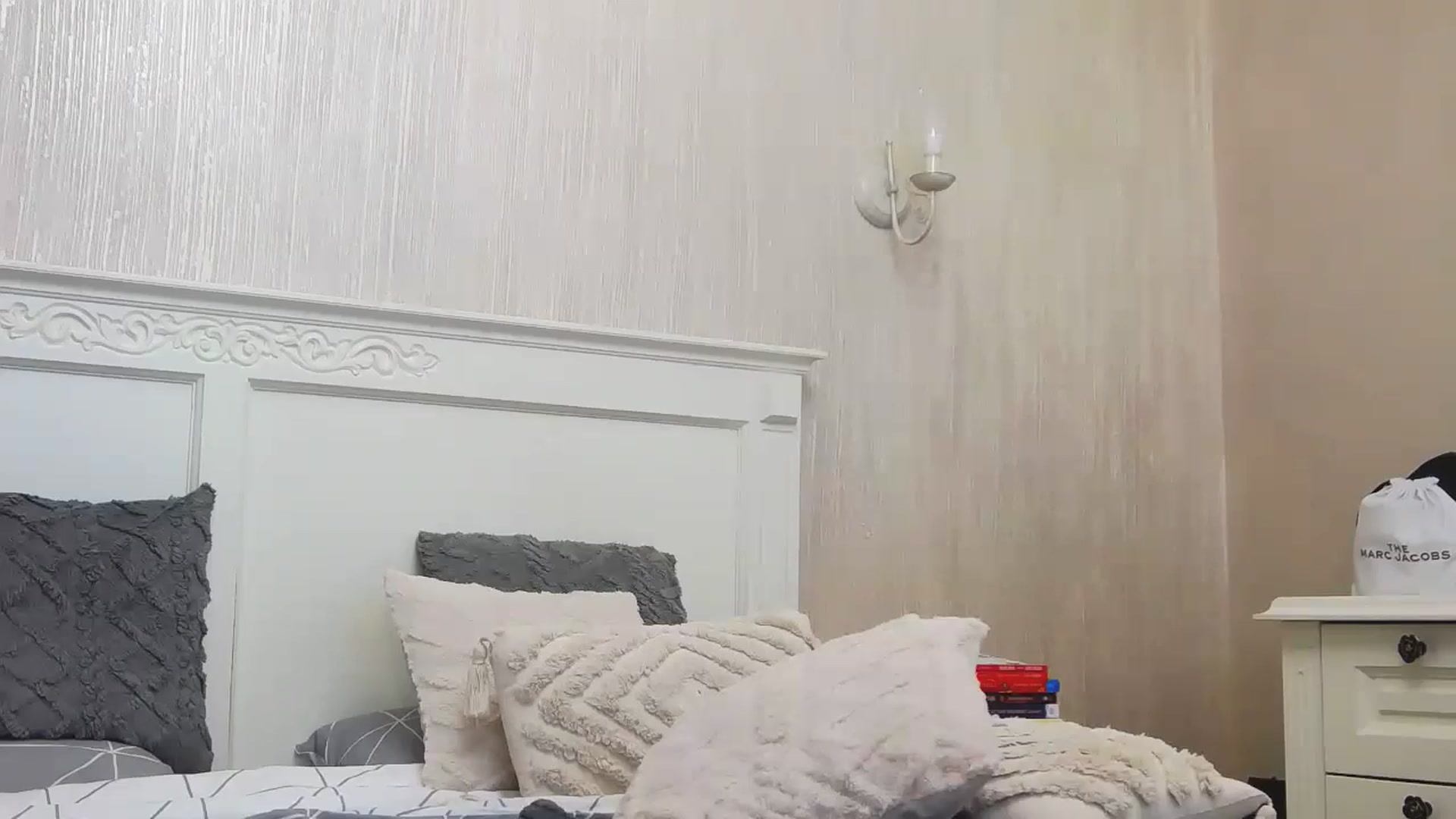 Gallery image thumbnail from LadyDesire's myfreecams stream on, 11/03/2024, 24:01 image 19 of 20