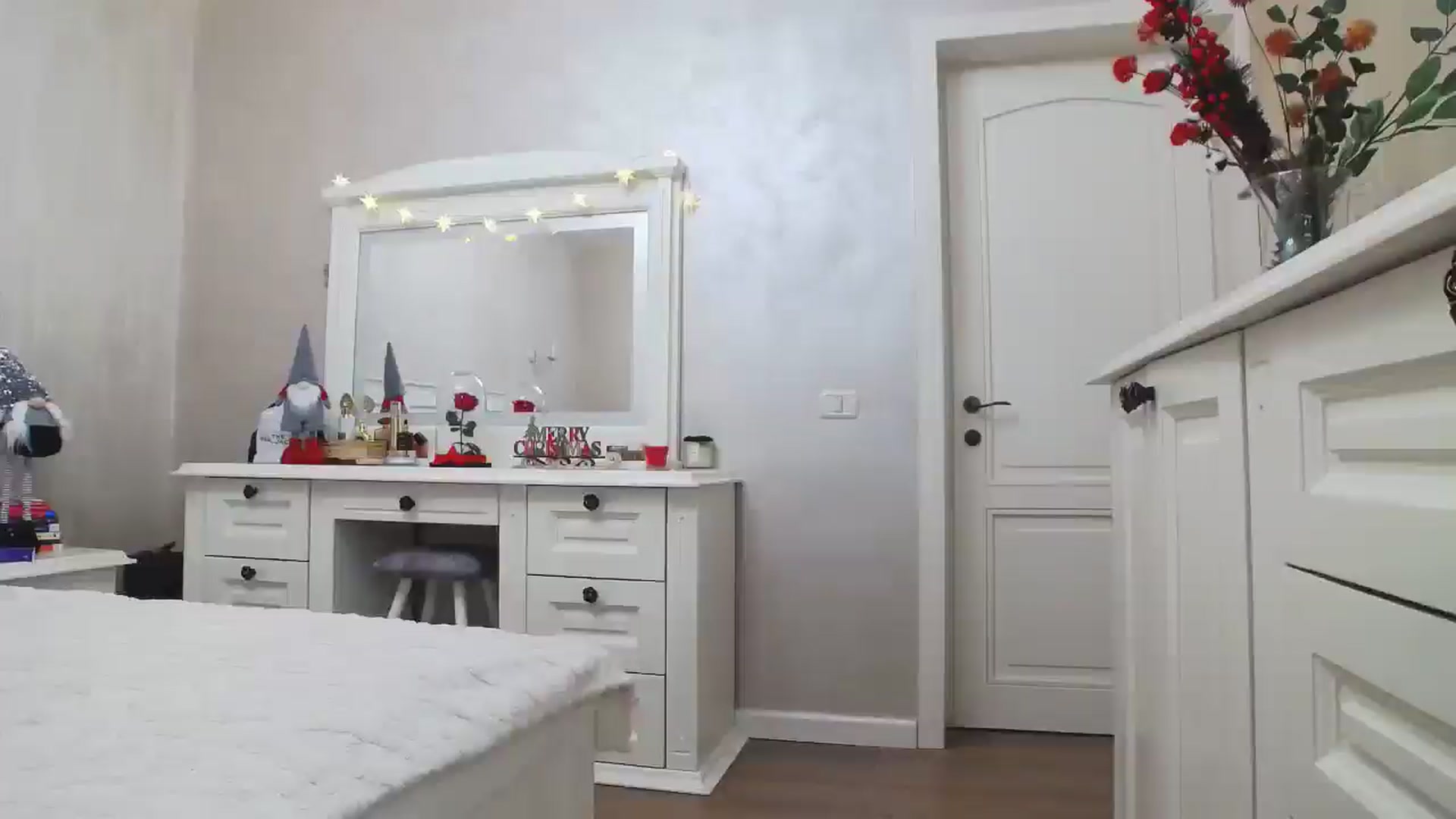 Gallery image thumbnail from LadyDesire's myfreecams stream on, 12/10/2024, 22:10 image 10 of 20