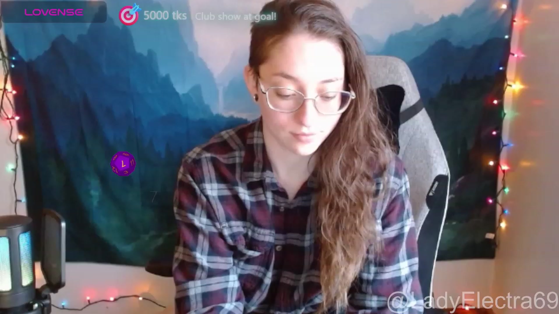 Gallery image thumbnail from LadyElectra69's myfreecams stream on, 12/02/2023, 17:25 image 7 of 20