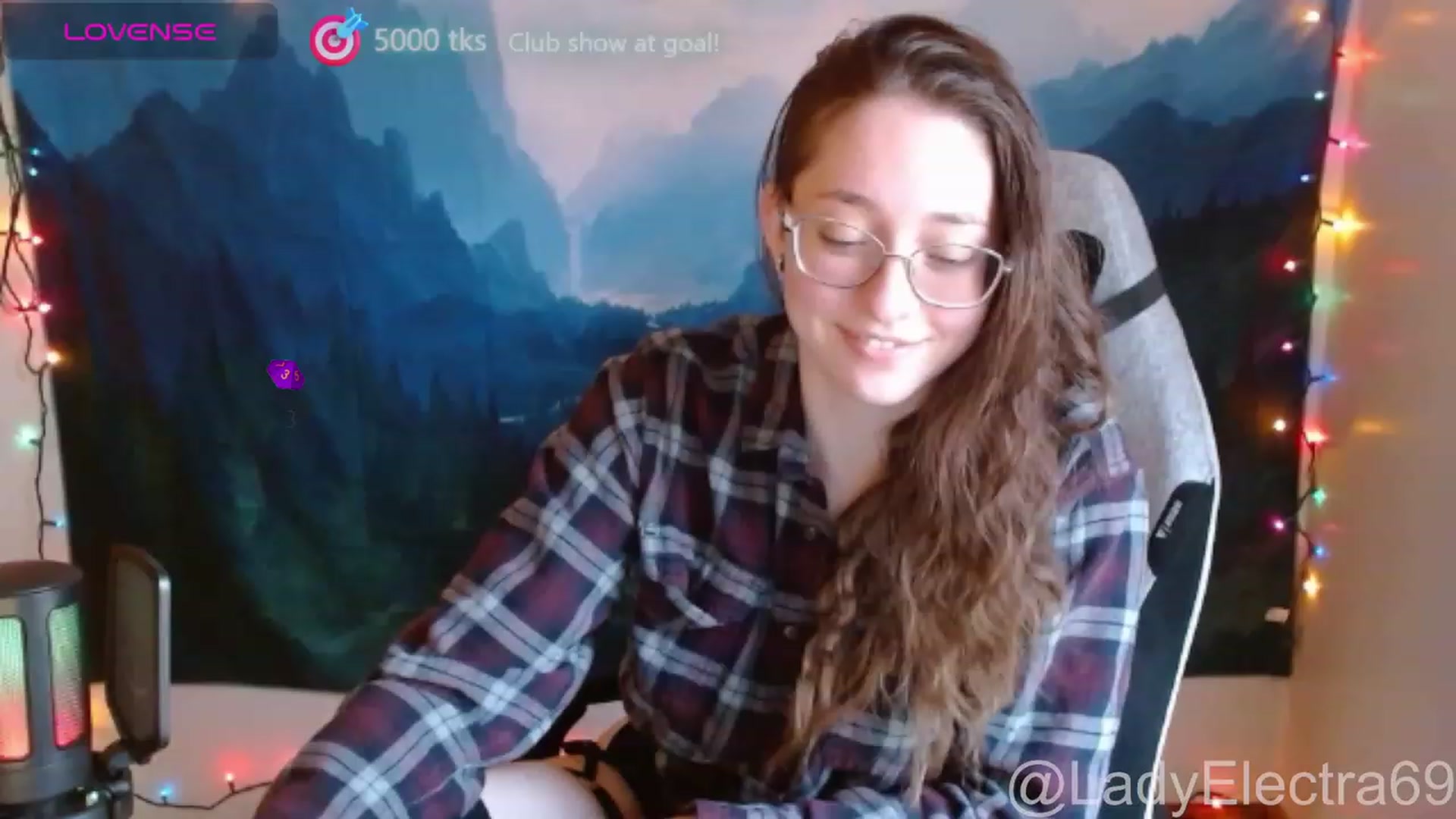 Gallery image thumbnail from LadyElectra69's myfreecams stream on, 12/02/2023, 17:25 image 4 of 20