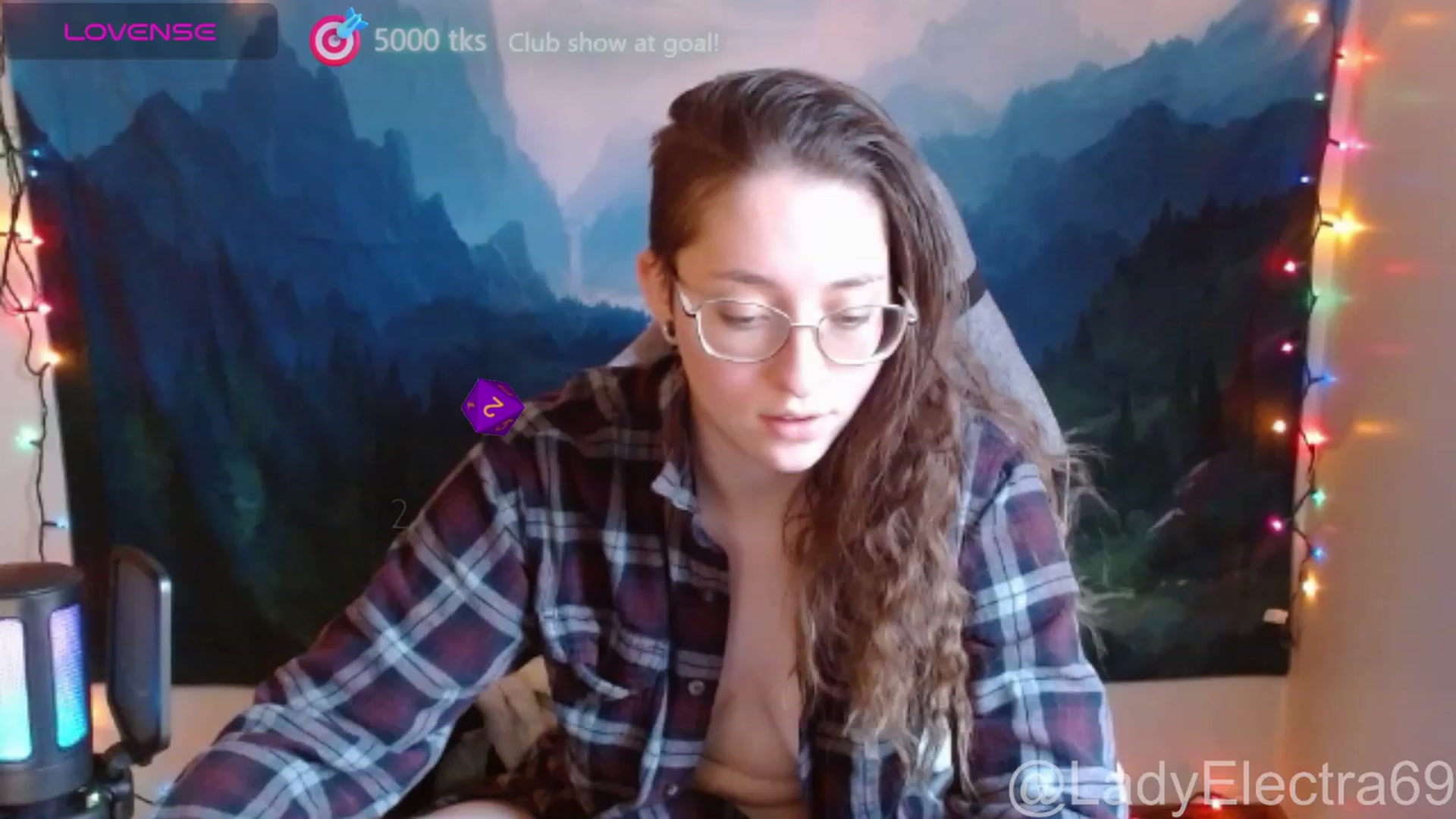 Gallery image thumbnail from LadyElectra69's myfreecams stream on, 12/02/2023, 17:25 image 19 of 20