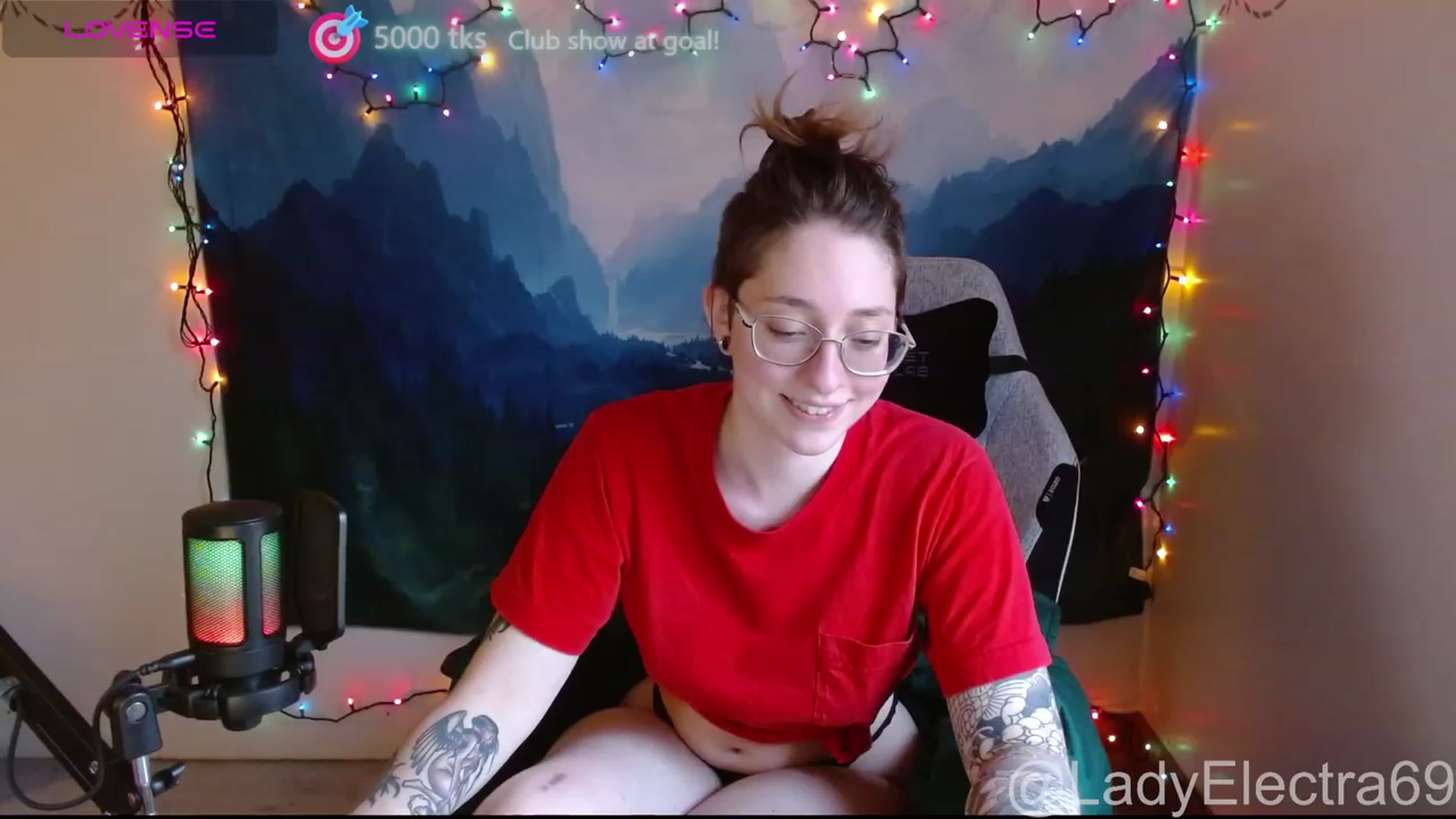 Gallery image thumbnail from LadyElectra69's myfreecams stream on, 12/09/2023, 16:57 image 20 of 20