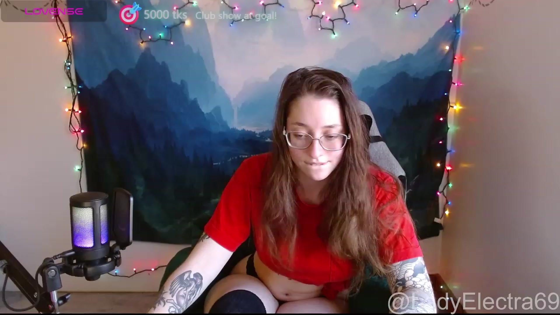 Gallery image thumbnail from LadyElectra69's myfreecams stream on, 12/09/2023, 17:44 image 8 of 20