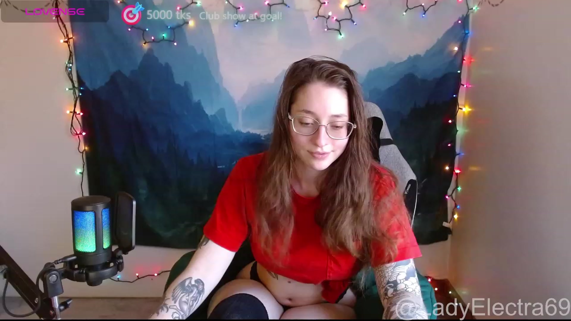 Gallery image thumbnail from LadyElectra69's myfreecams stream on, 12/09/2023, 17:44 image 1 of 20