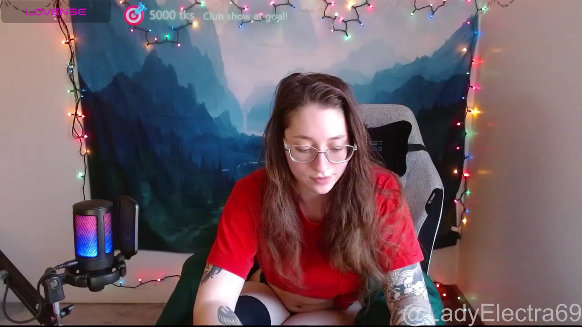 Gallery image thumbnail from LadyElectra69's myfreecams stream on, 12/09/2023, 17:44 image 13 of 20