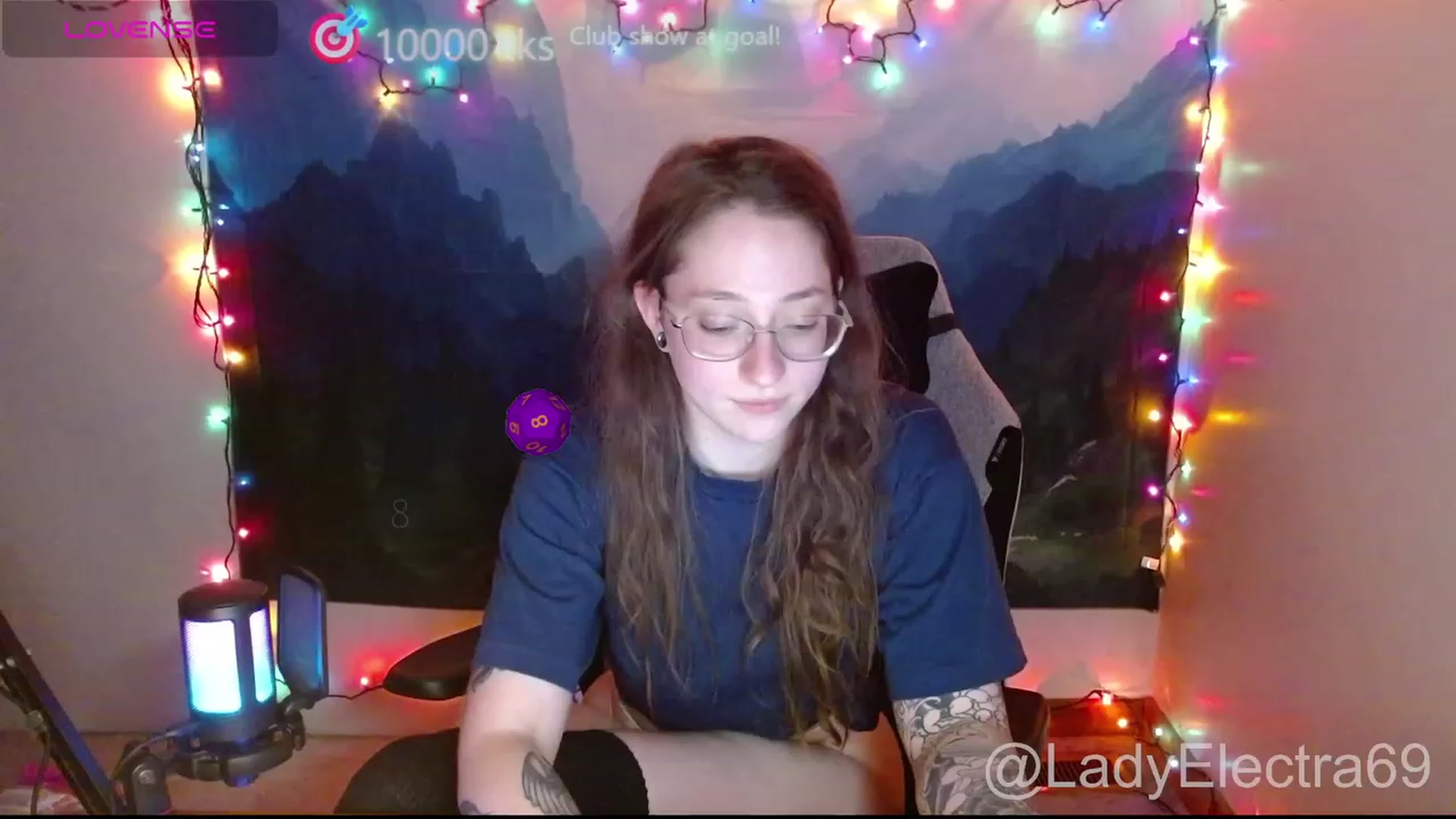 Gallery image thumbnail from LadyElectra69's myfreecams stream on, 12/18/2023, 03:28 image 19 of 20