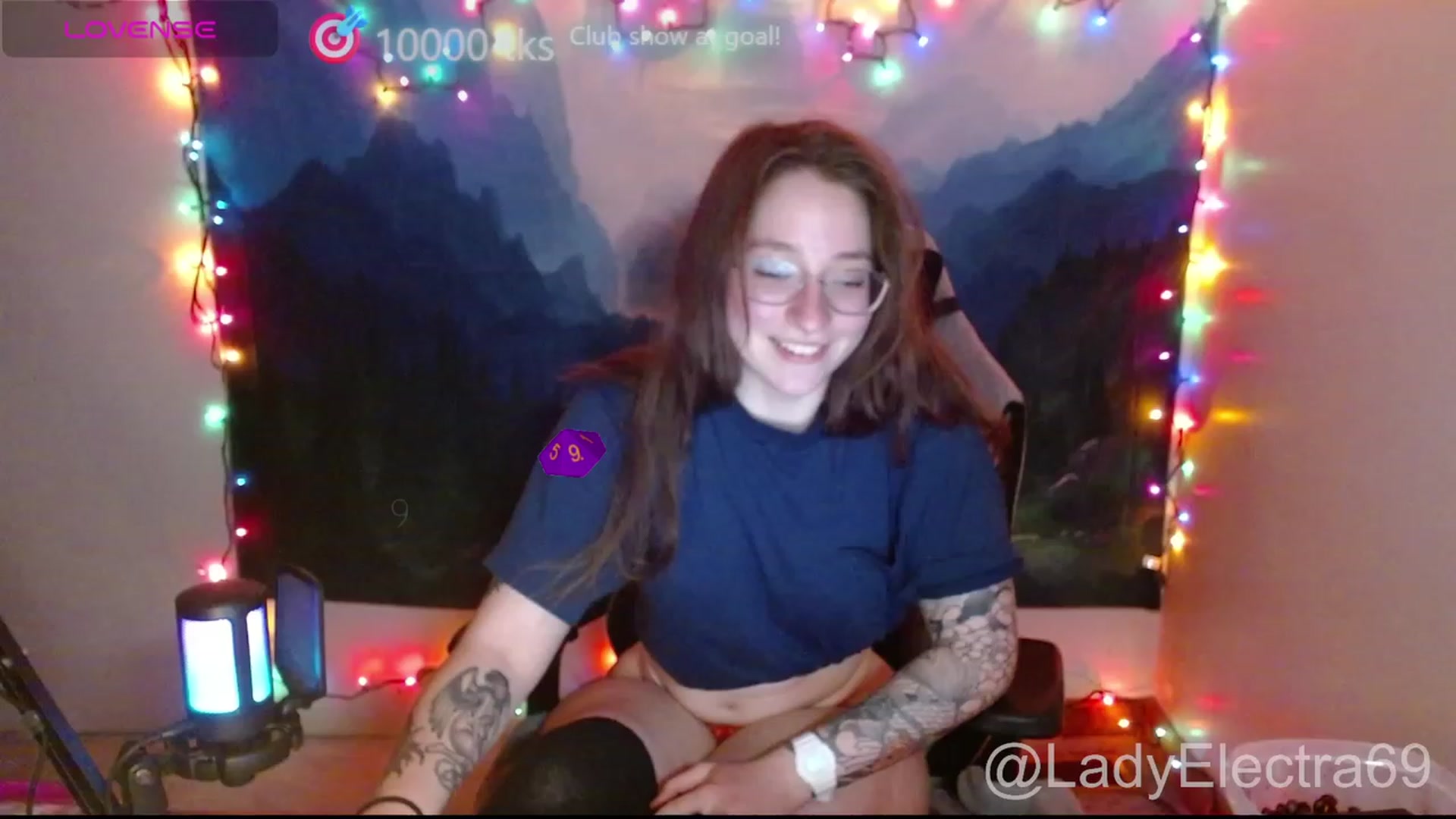 Gallery image thumbnail from LadyElectra69's myfreecams stream on, 12/18/2023, 03:28 image 13 of 20