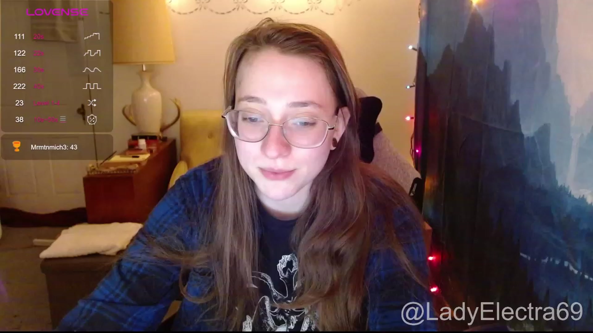 Gallery image thumbnail from LadyElectra69's myfreecams stream on, 01/01/2024, 22:30 image 9 of 20