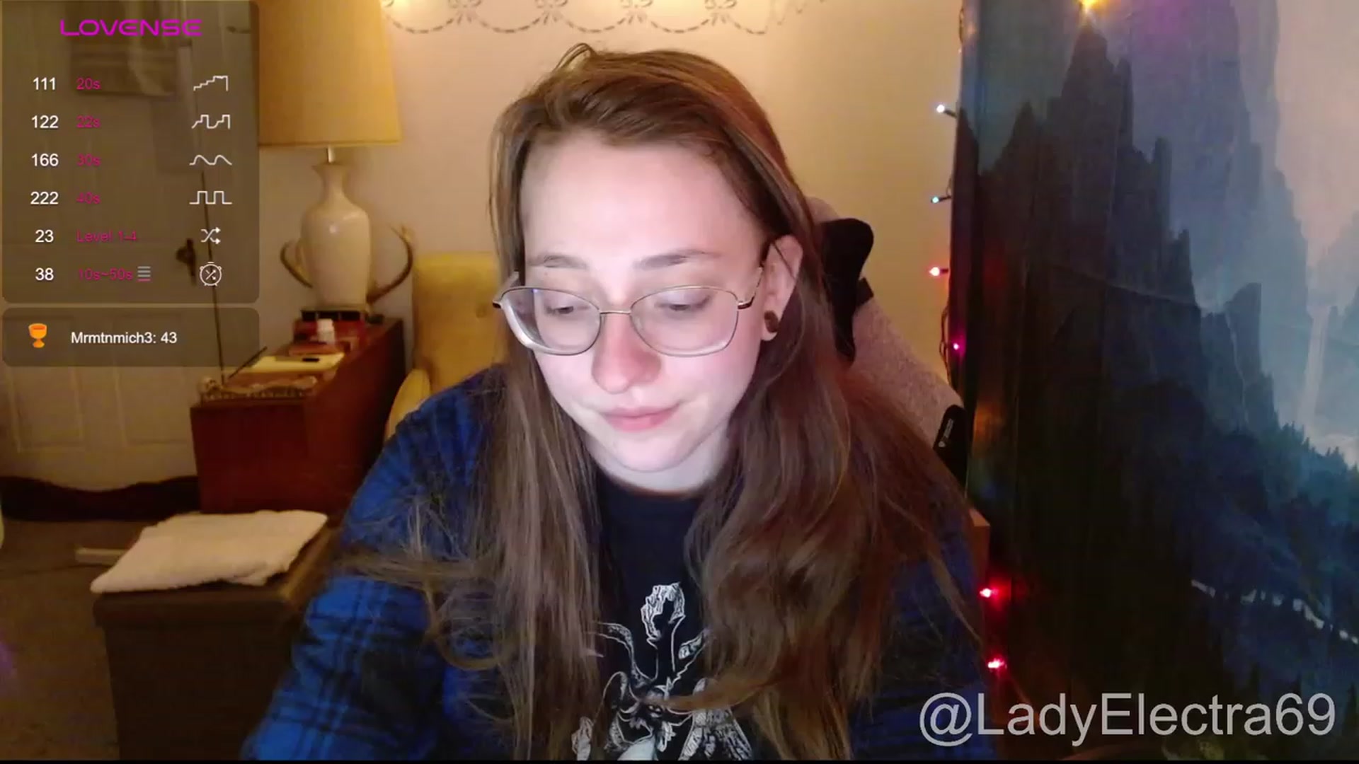 Gallery image thumbnail from LadyElectra69's myfreecams stream on, 01/01/2024, 22:30 image 8 of 20