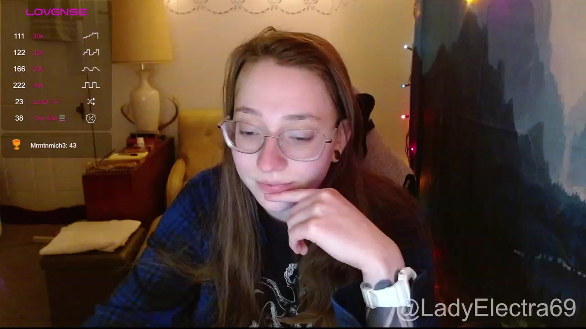 Gallery image thumbnail from LadyElectra69's myfreecams stream on, 01/01/2024, 22:30 image 11 of 20