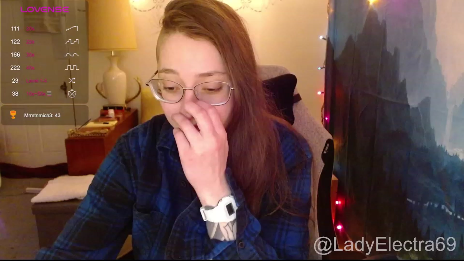 Gallery image thumbnail from LadyElectra69's myfreecams stream on, 01/01/2024, 22:30 image 2 of 20