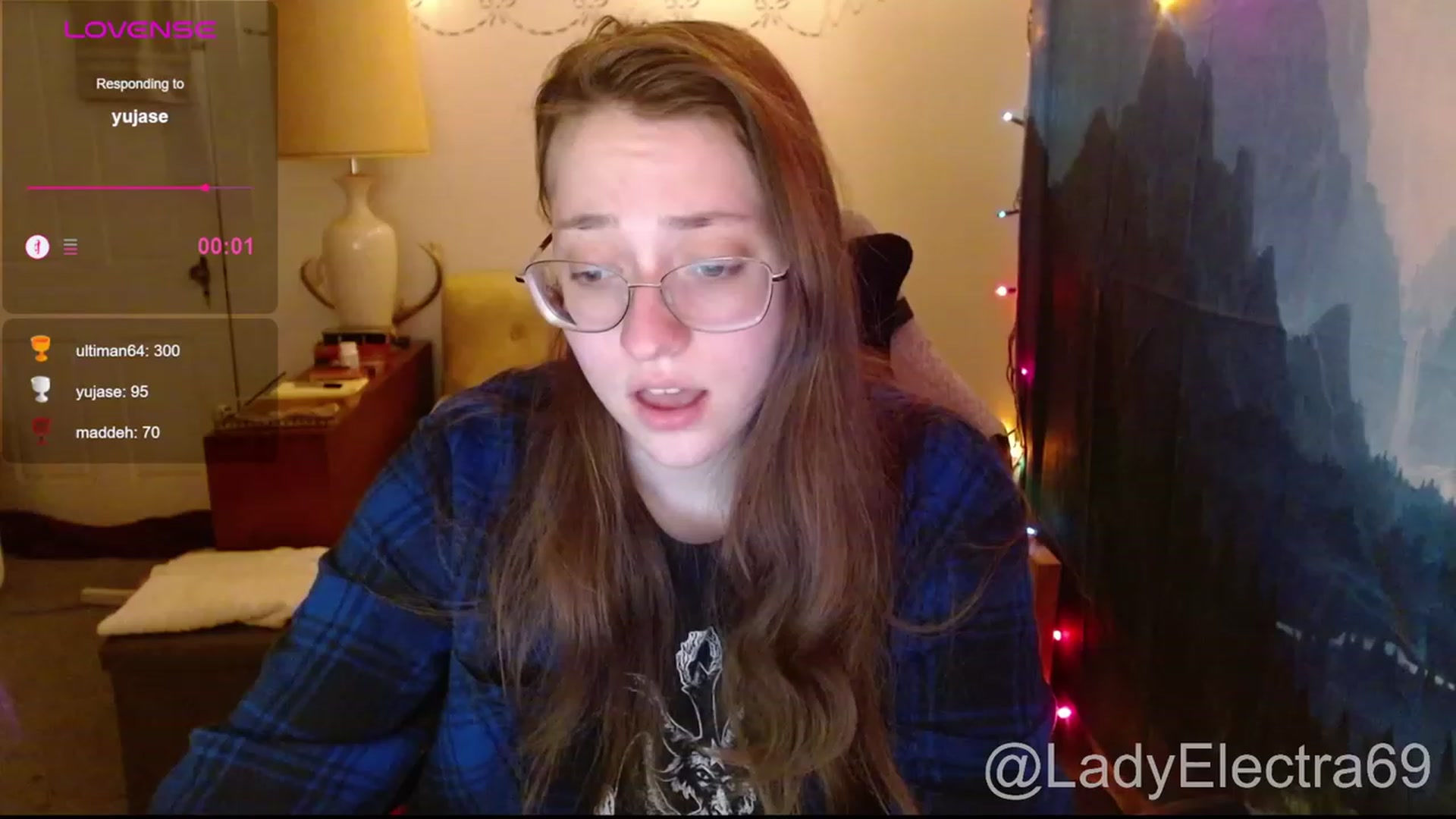 Gallery image thumbnail from LadyElectra69's myfreecams stream on, 01/01/2024, 22:30 image 17 of 20