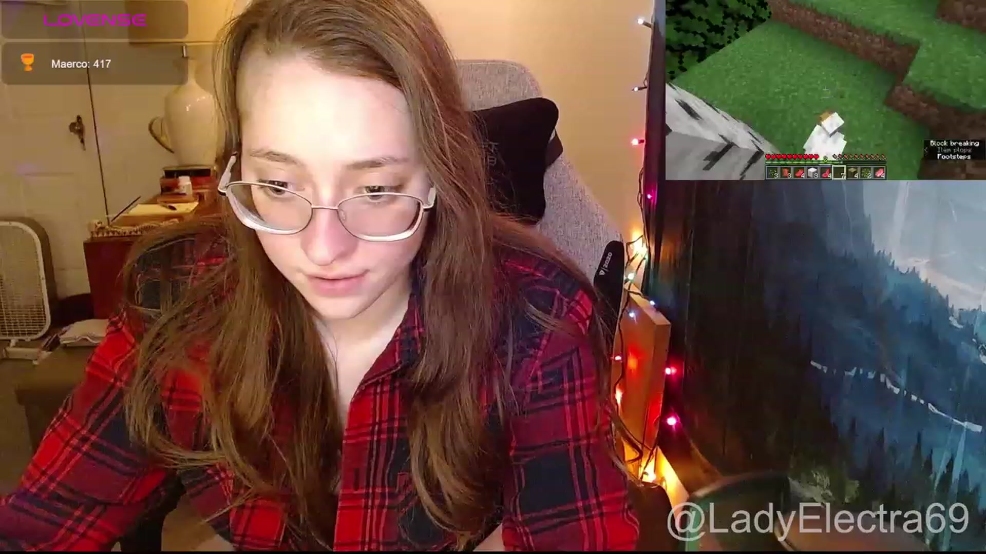 Gallery image thumbnail from LadyElectra69's myfreecams stream on, 01/04/2024, 24:40 image 15 of 20