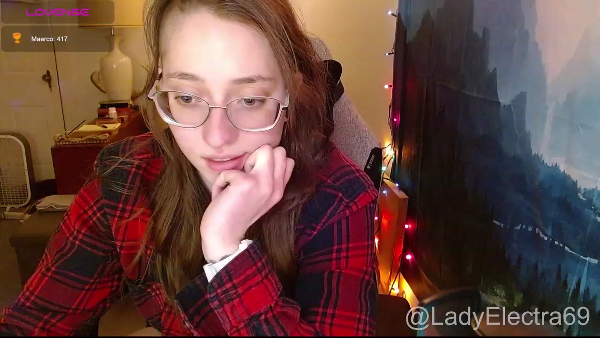 Gallery image thumbnail from LadyElectra69's myfreecams stream on, 01/04/2024, 24:40 image 10 of 20