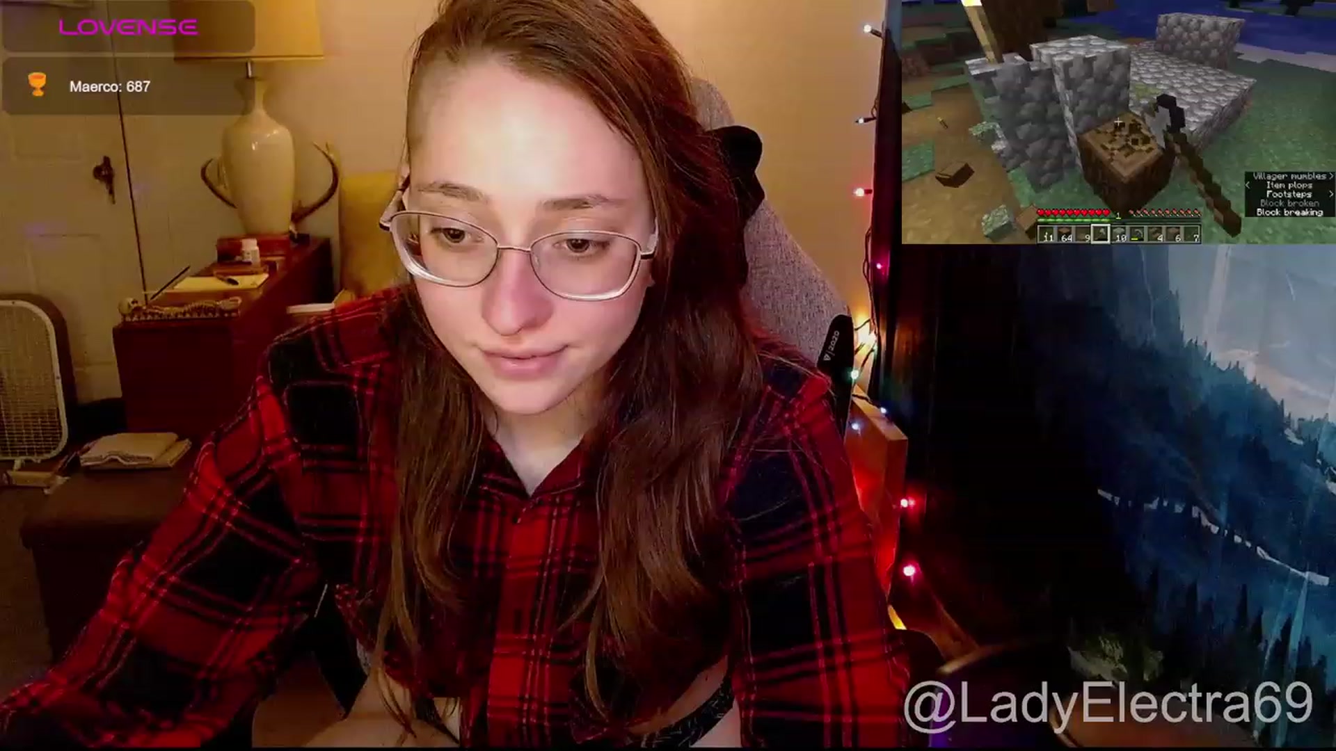 Gallery image thumbnail from LadyElectra69's myfreecams stream on, 01/04/2024, 02:19 image 9 of 20
