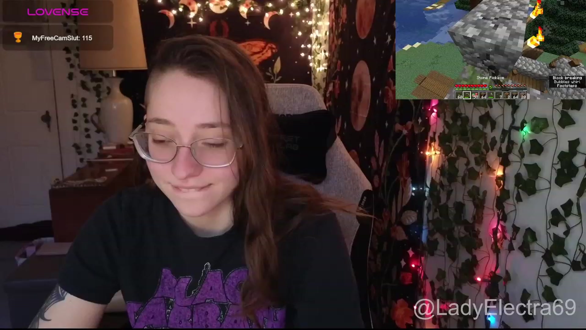 Gallery image thumbnail from LadyElectra69's myfreecams stream on, 01/09/2024, 19:08 image 13 of 20