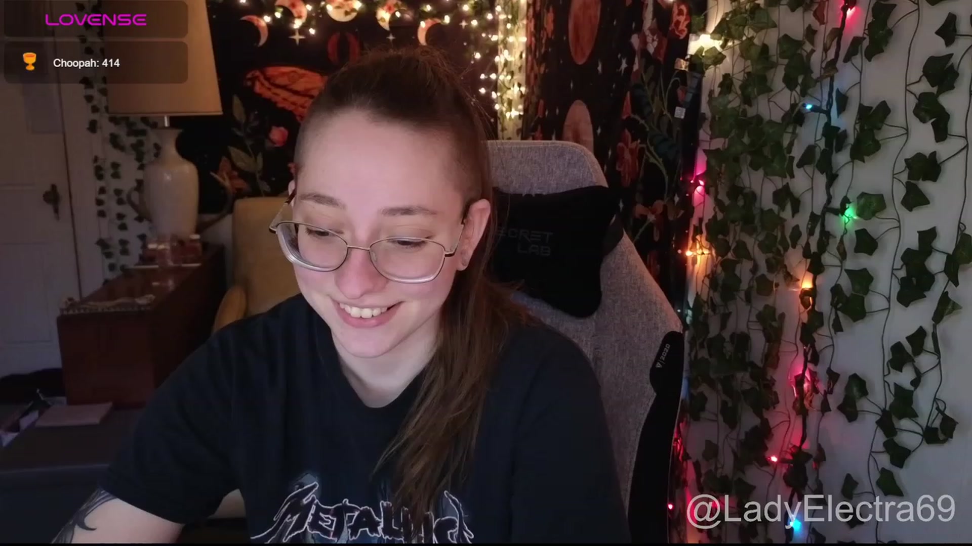 Gallery image thumbnail from LadyElectra69's myfreecams stream on, 01/10/2024, 20:23 image 11 of 20